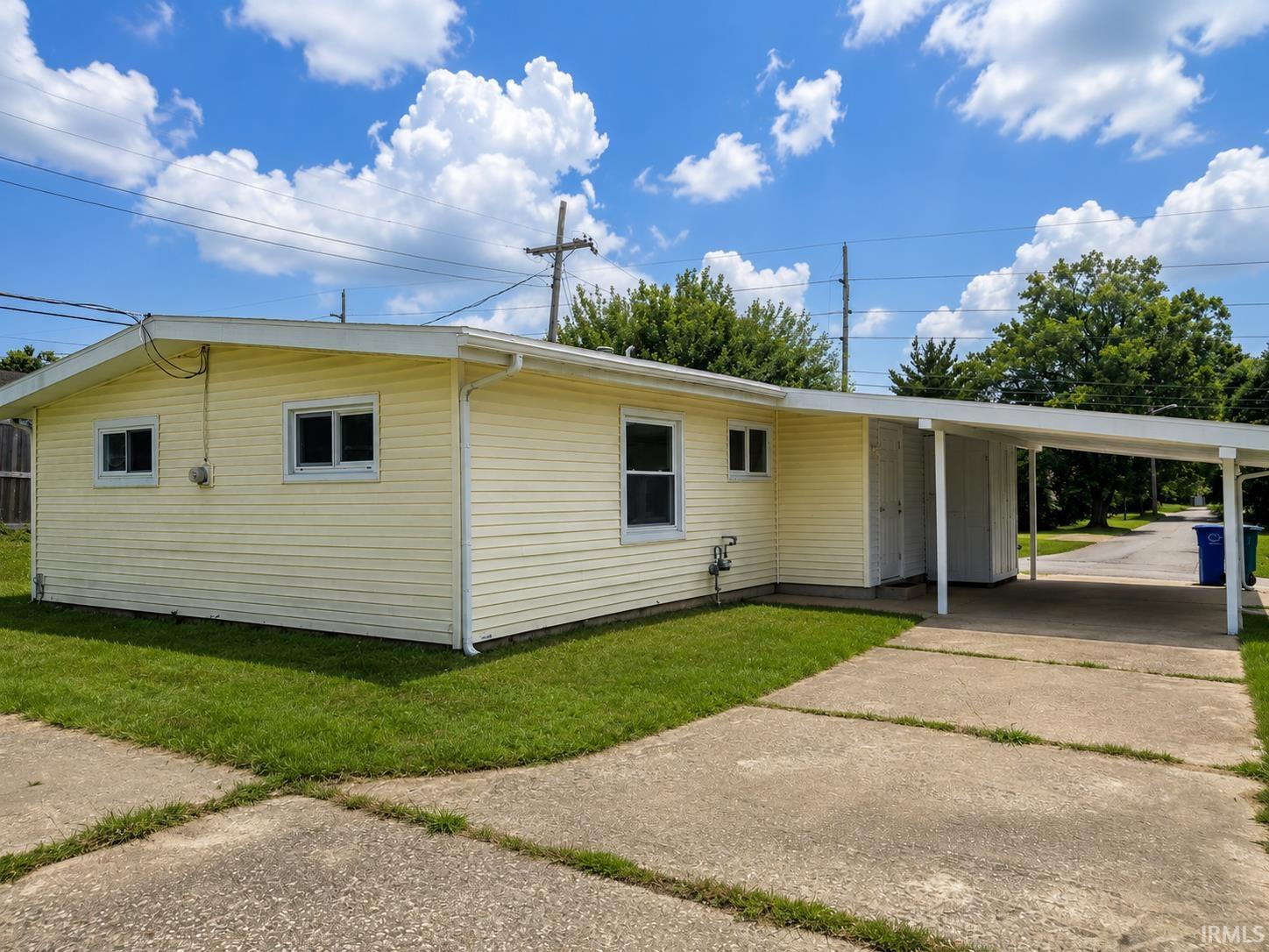 Photo 3 of Manufactured home for sale at 2815 29th Street, Bedford, IN 47421 | MLS# 202628923 | Listing updated on 2026-09-16