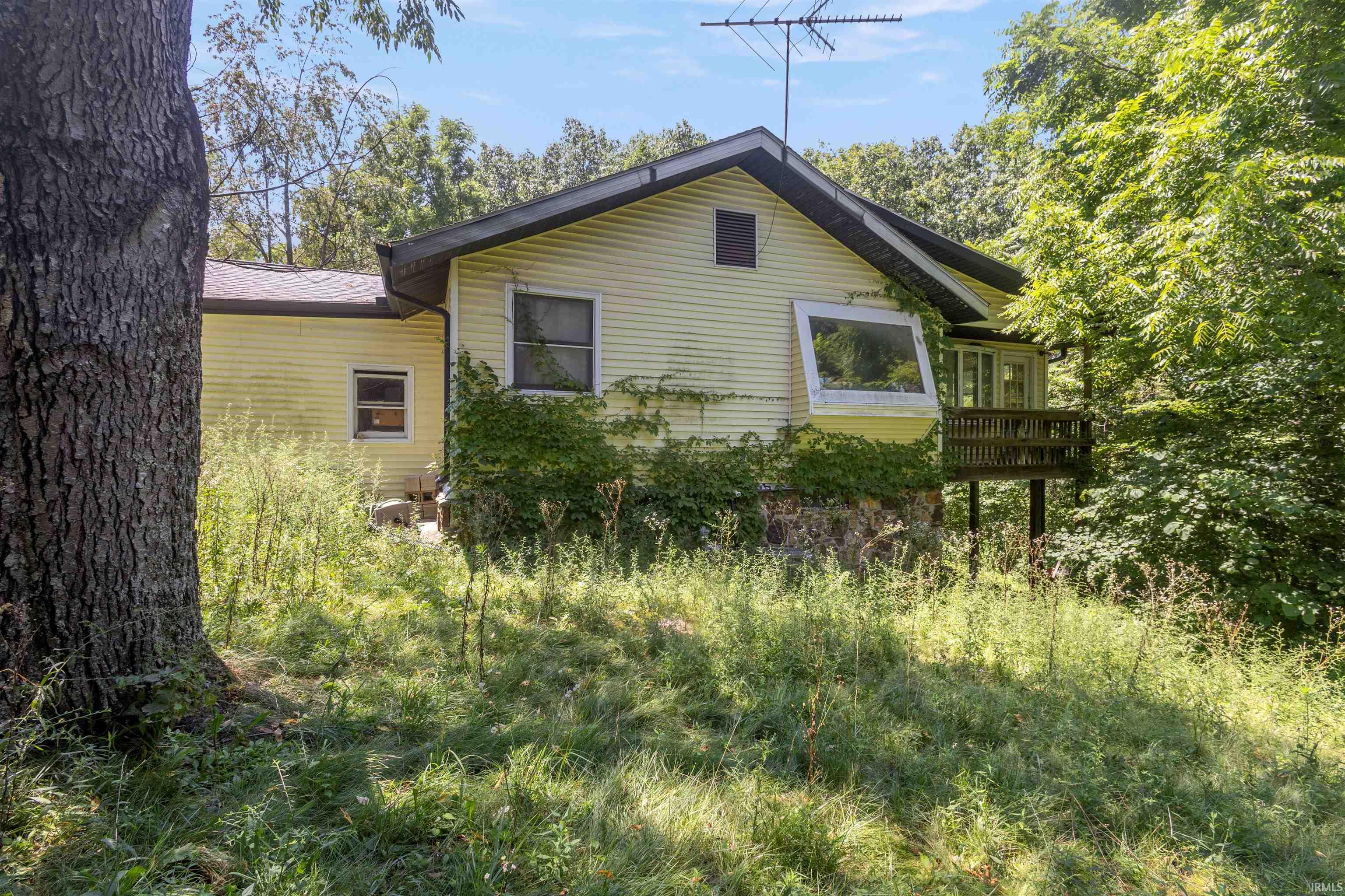 Homes for sale in Bloomfield, IN | 6269 E State Road 54, Bloomfield, IN 47424 | MLS# 202628925