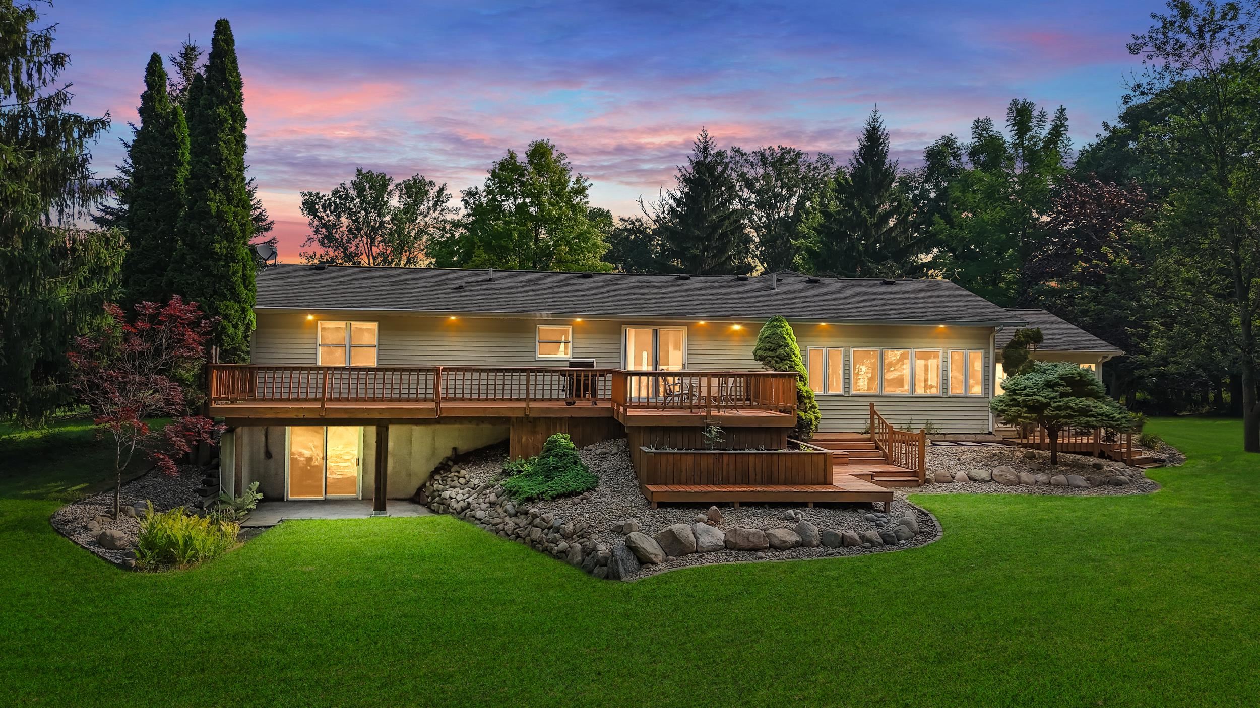 Expansive waterfront setting featuring numerous properties with water access