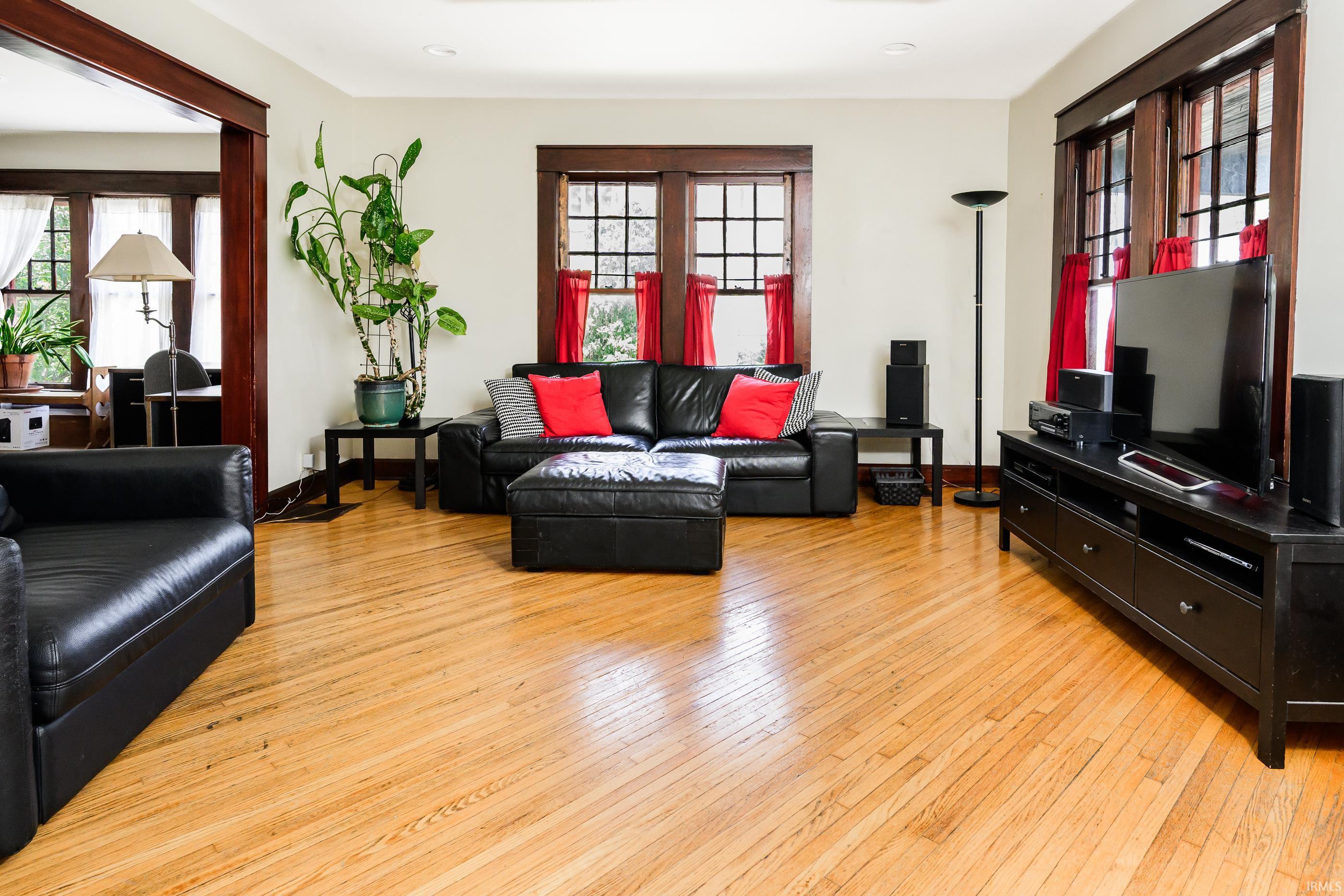 4th image of 800 S Rogers St, Bloomington, IN 47403 | MLS# 202629079