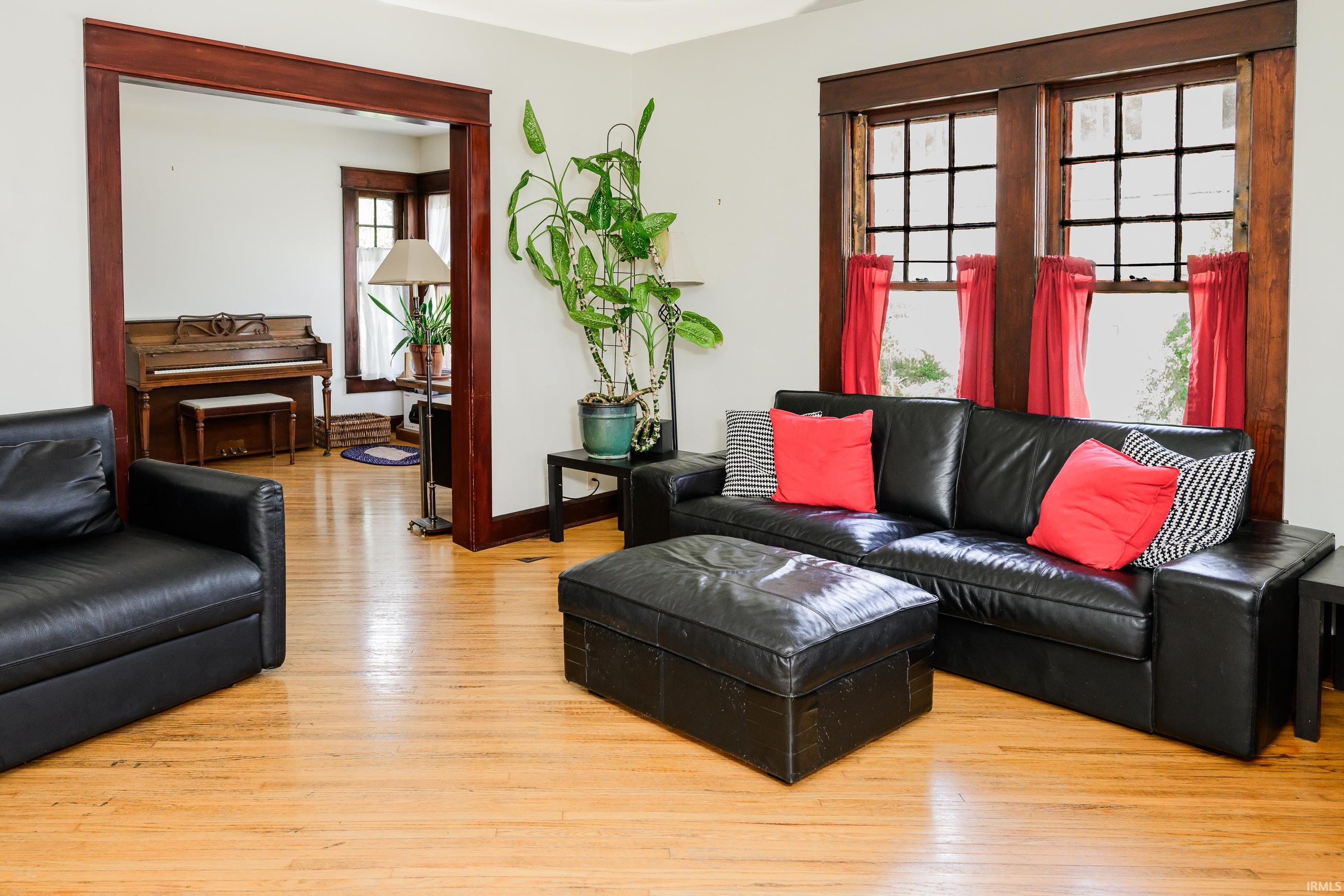5th image of 800 S Rogers St, Bloomington, IN 47403 | MLS# 202629079
