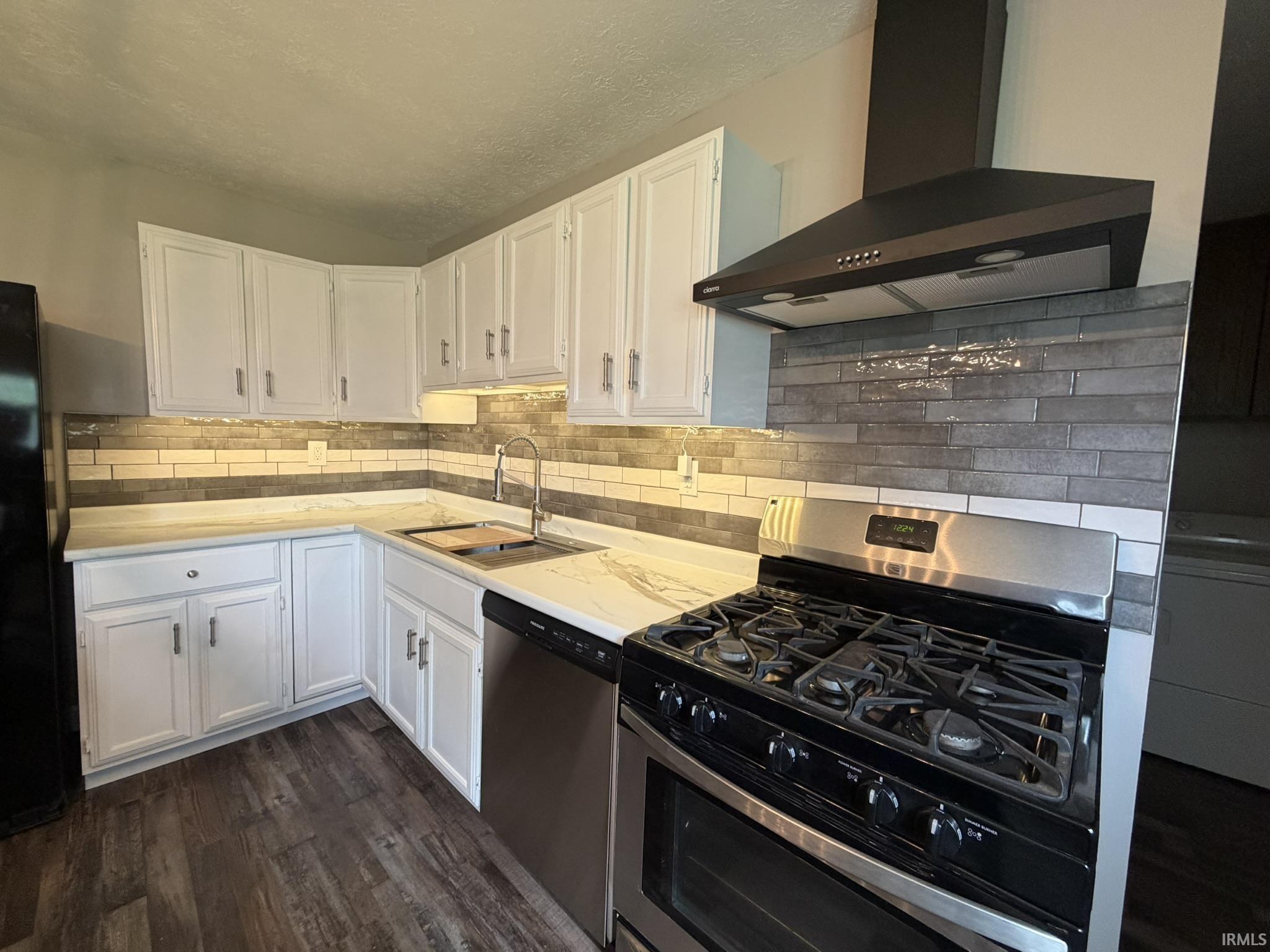 4th image of 520 Beechwood Dr, Monticello, IN 47960 | MLS# 202629099