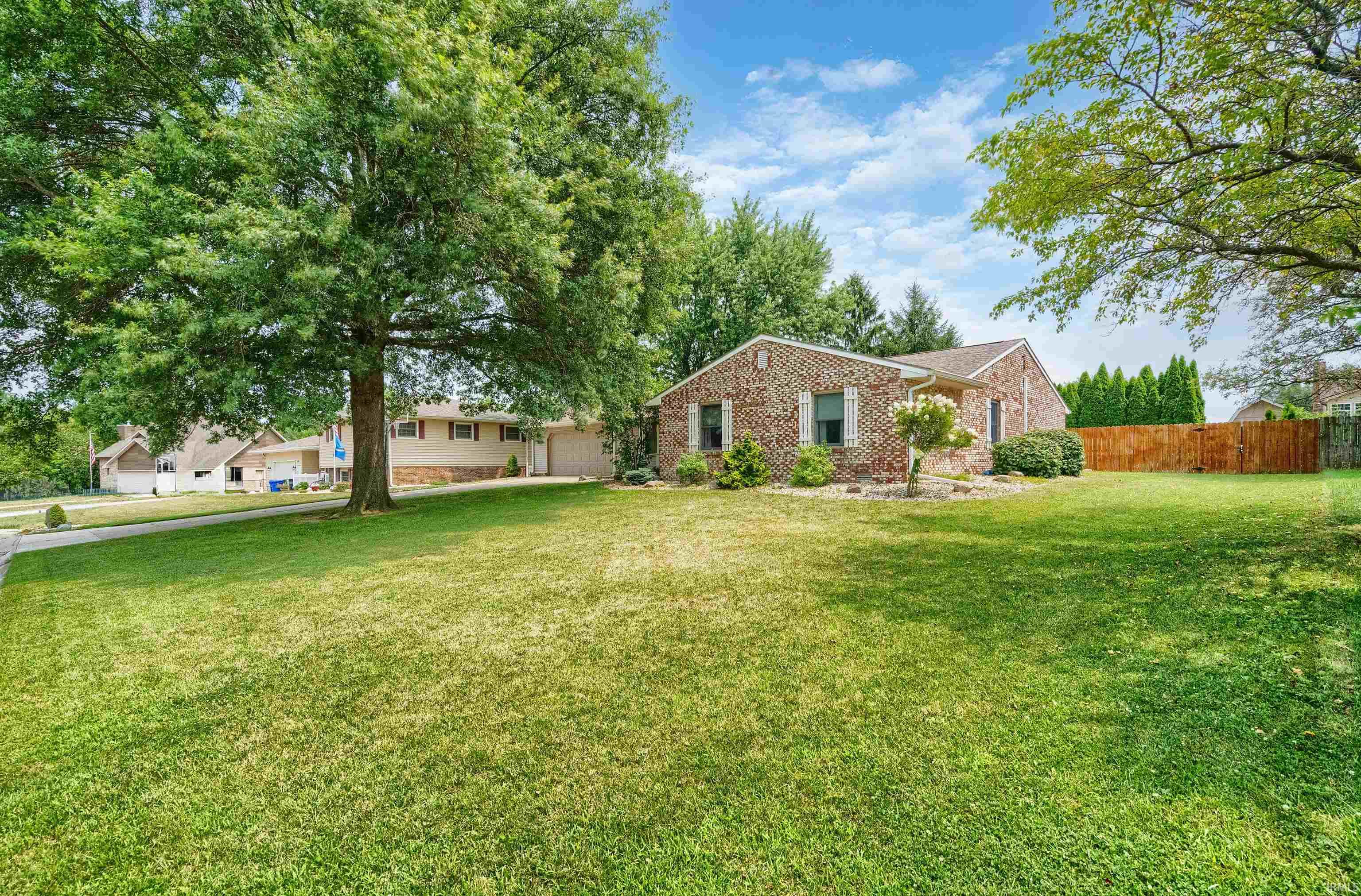 2nd image of 4116 Dee Ann Dr, Kokomo, IN 46902 | MLS# 202629109