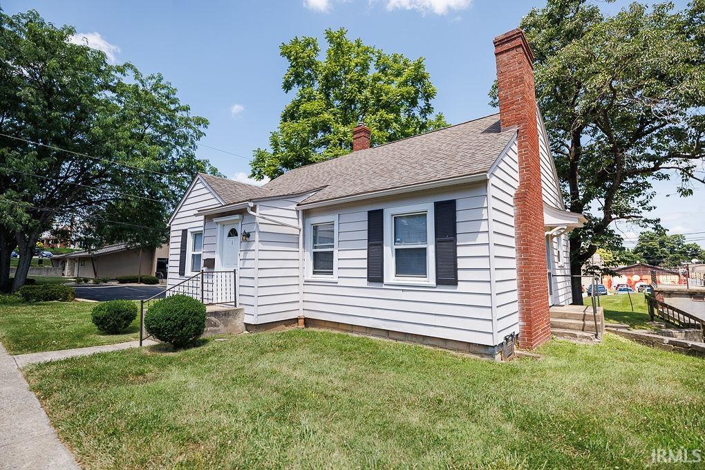 3rd image of 1321 E Atwater Ave, Bloomington, IN 47401 | MLS# 202629126