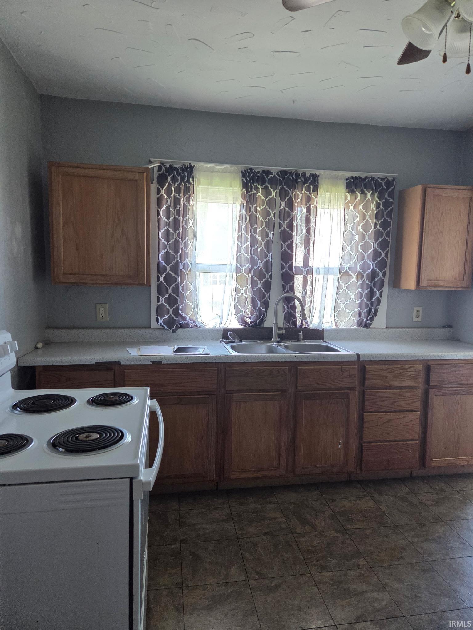 5th image of 1001 Purdum St, Kokomo, IN 46901 | MLS# 202629155
