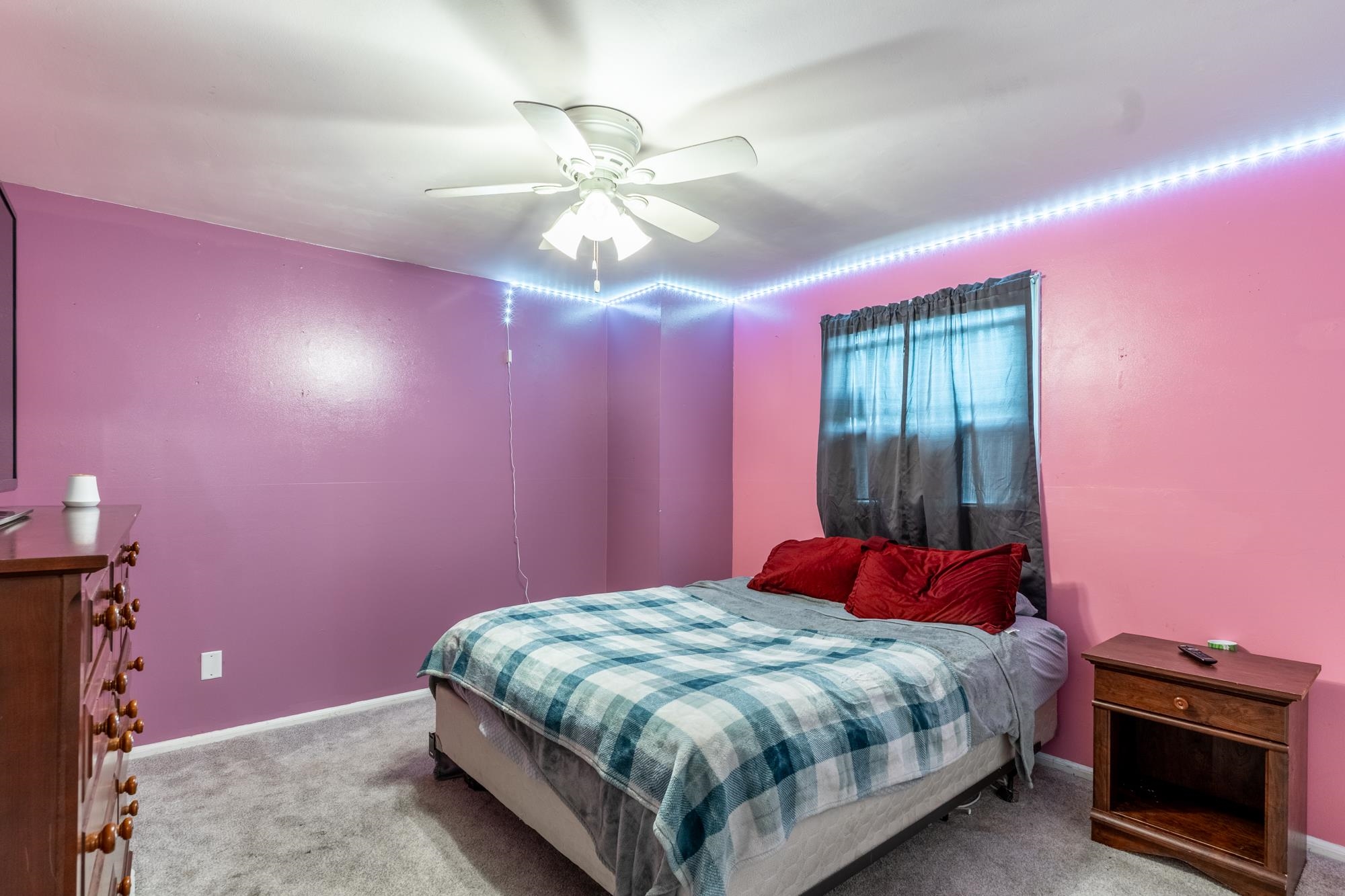 Photo 21 of 1100 Springhill Drive