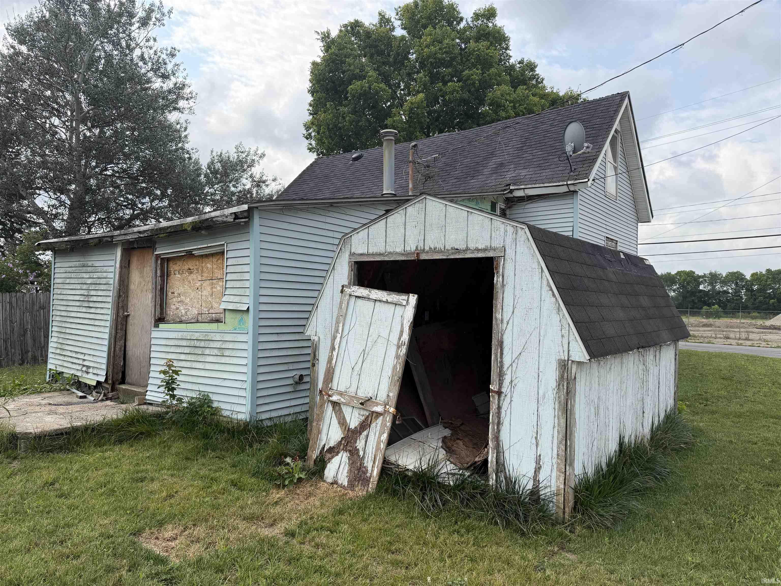 Homes for sale in Logansport, IN | 310 Water St, Logansport, IN 46947 | MLS# 202629227