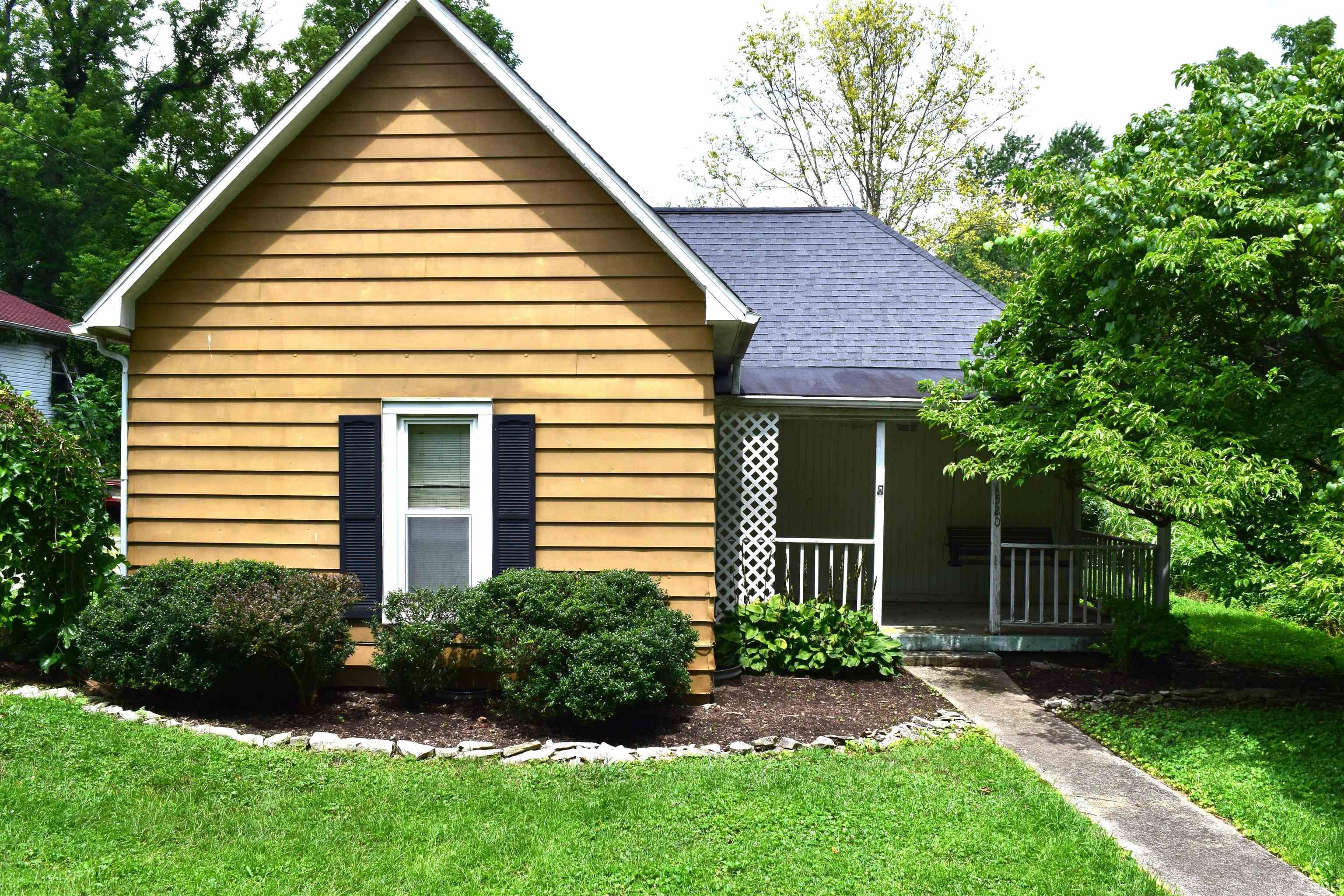 1st image of 1570 W 7th St, Bloomington, IN 47404 | MLS# 202629230