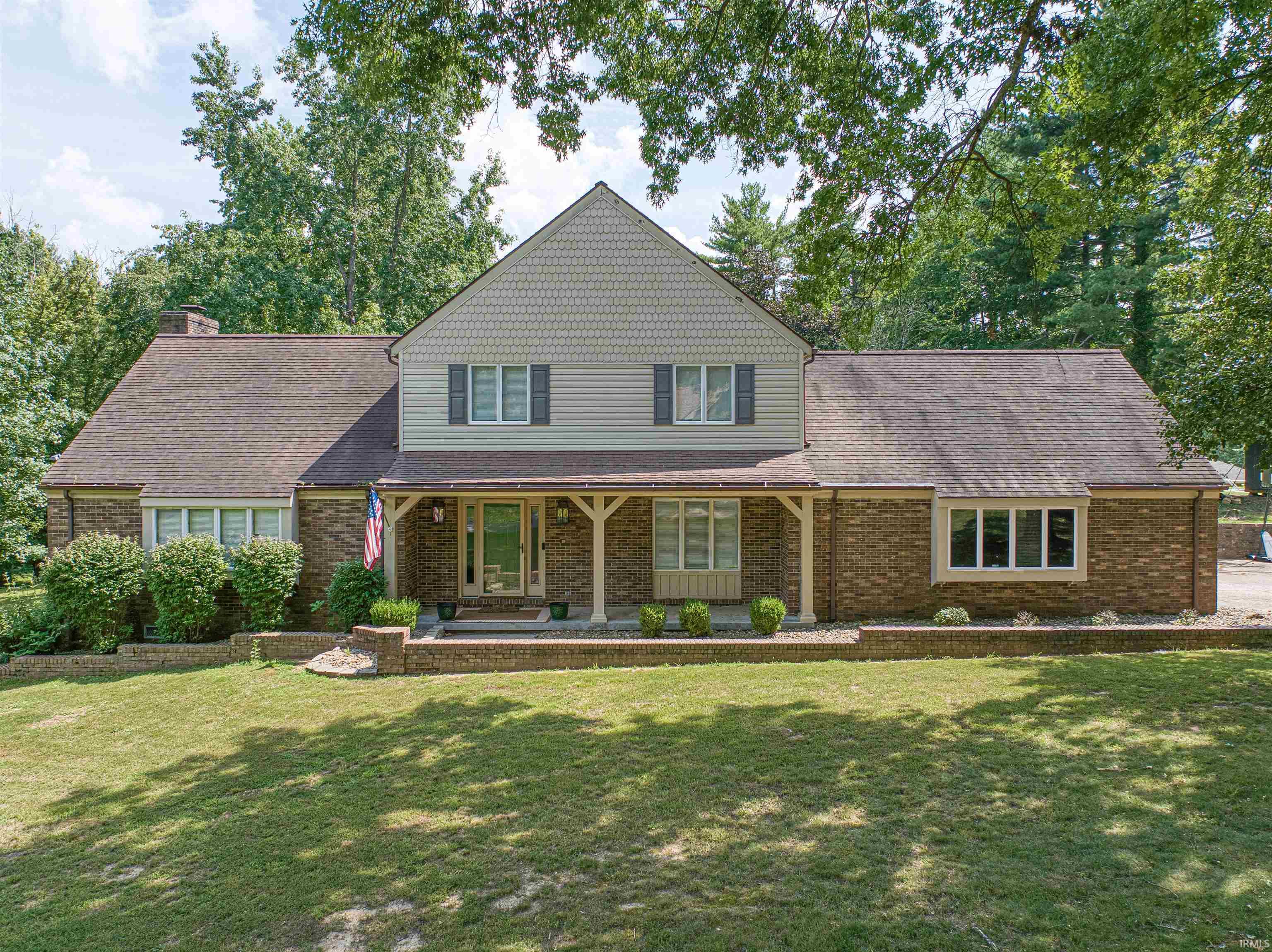 2nd image of 1051 Pine Gate Rd, Evansville, IN 47725 | MLS# 202629237