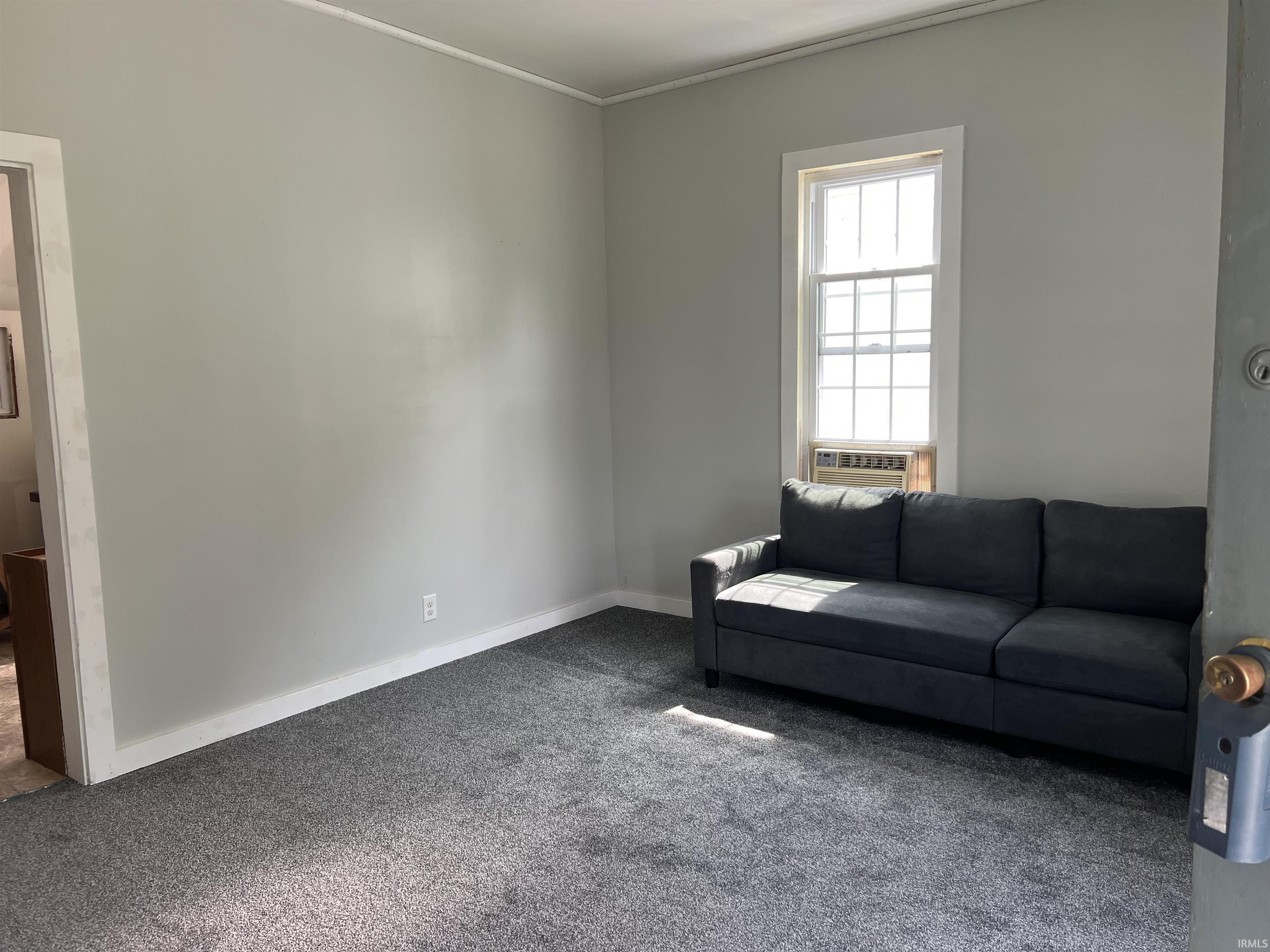 3rd image of 809 N 12Th St, Vincennes, IN 47591 | MLS# 202629239