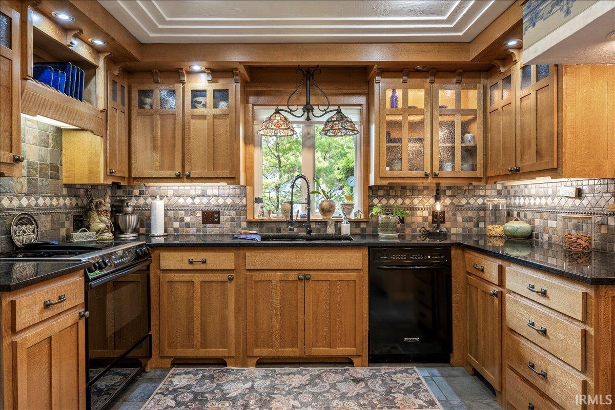 5th image of 218 S Plum St, Union City, IN 47390 | MLS# 202629402