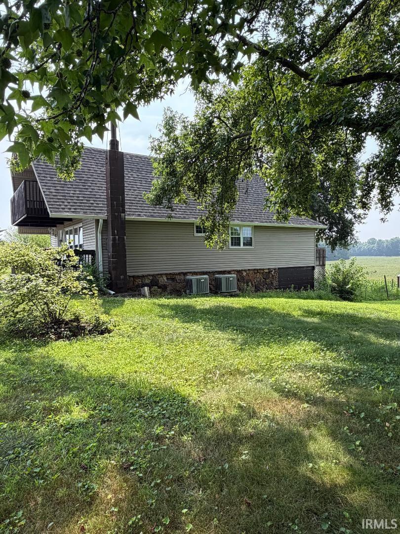 Homes for sale in Bloomfield, IN | 3650 W 200 S Rd, Bloomfield, IN 47424 | MLS# 202629414