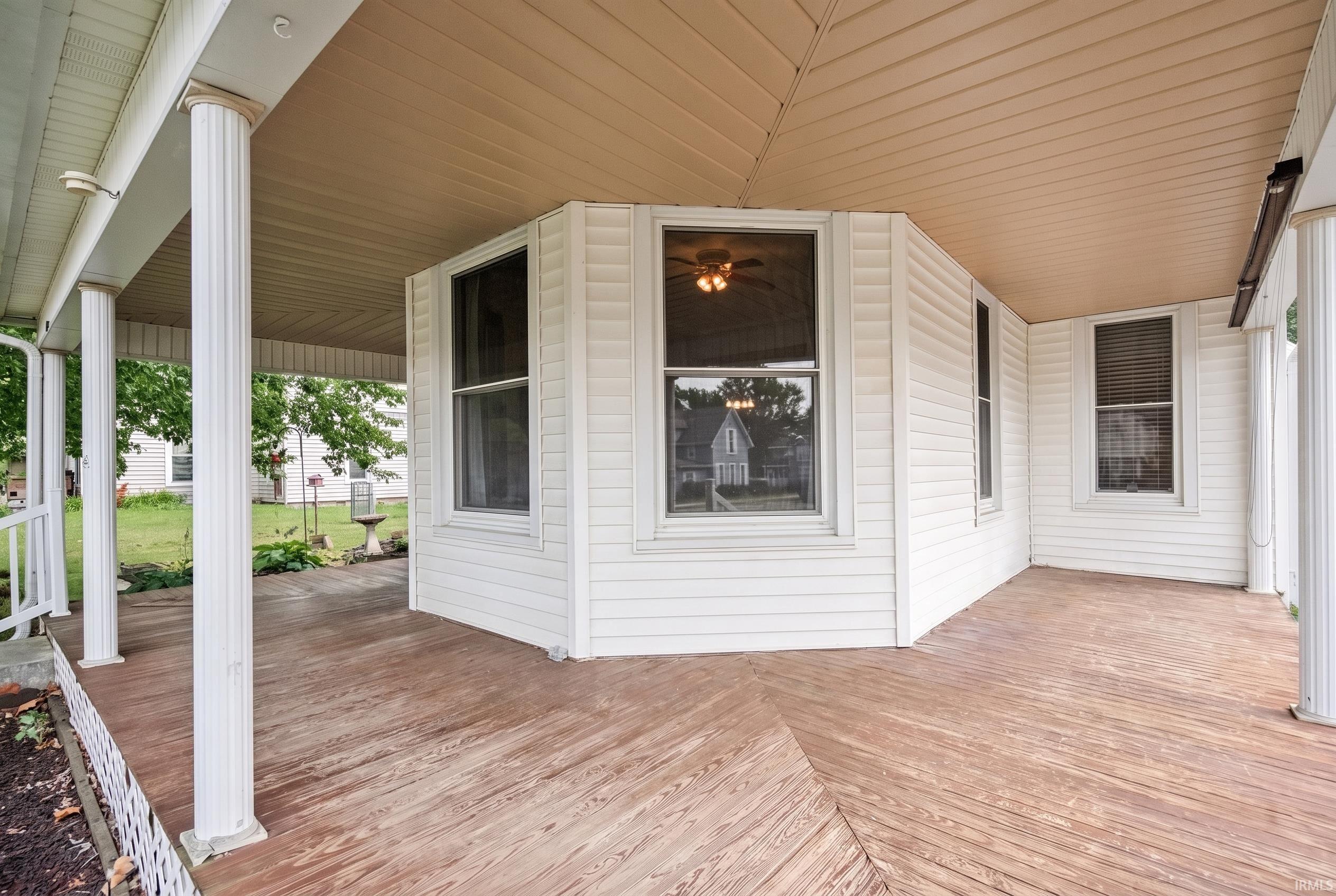 4th image of 221 E Washington St, Galveston, IN 46932 | MLS# 202629421
