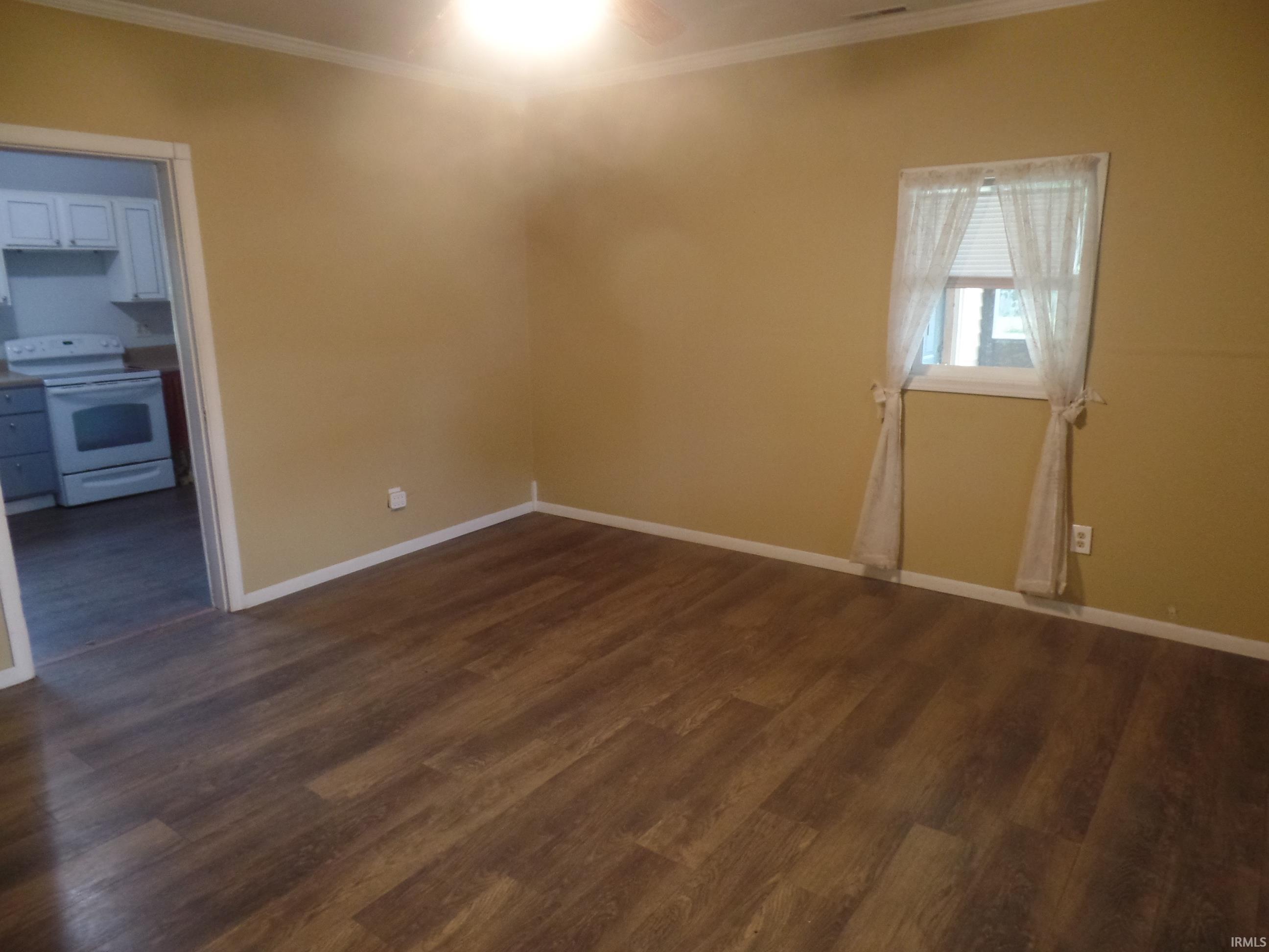 3rd image of 226 Ohio St, Worthington, IN 47471 | MLS# 202629462