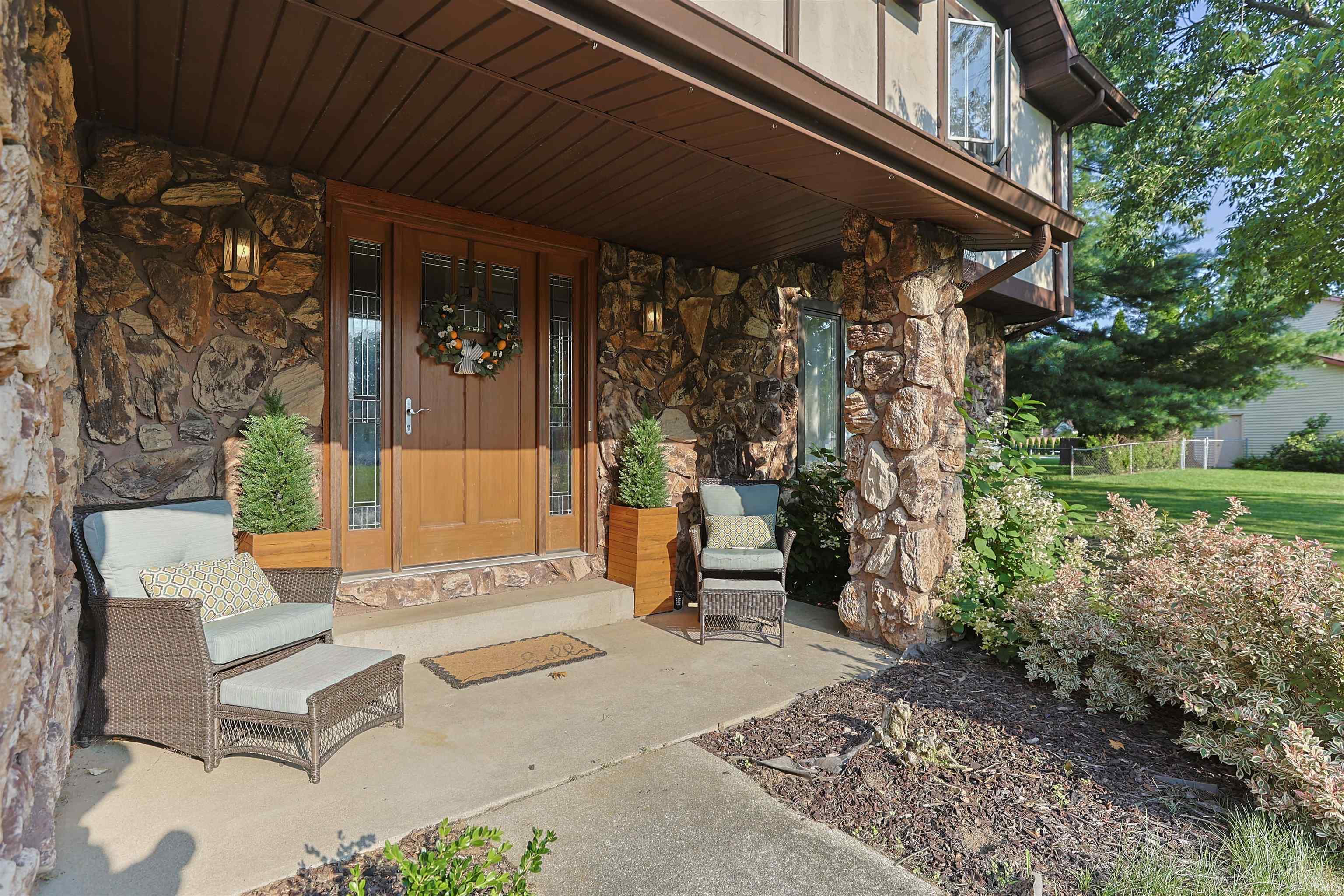 3rd image of 51962 Pennyroyal Ln, Granger, IN 46530 | MLS# 202629474