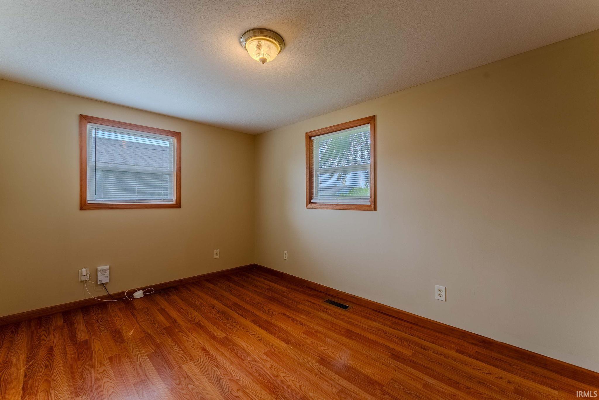 25th image of 617 E North B St, Gas City, IN 46933 | MLS# 202629488