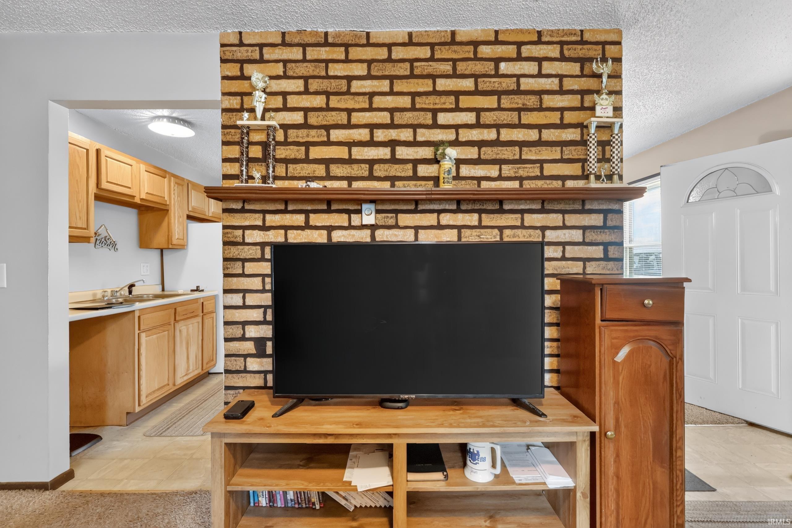 Photo 3 of Sale Pending at 304 S Wayne St, Flora, IN 46929 | MLS# 202629491 | Listing updated on 2026-09-04