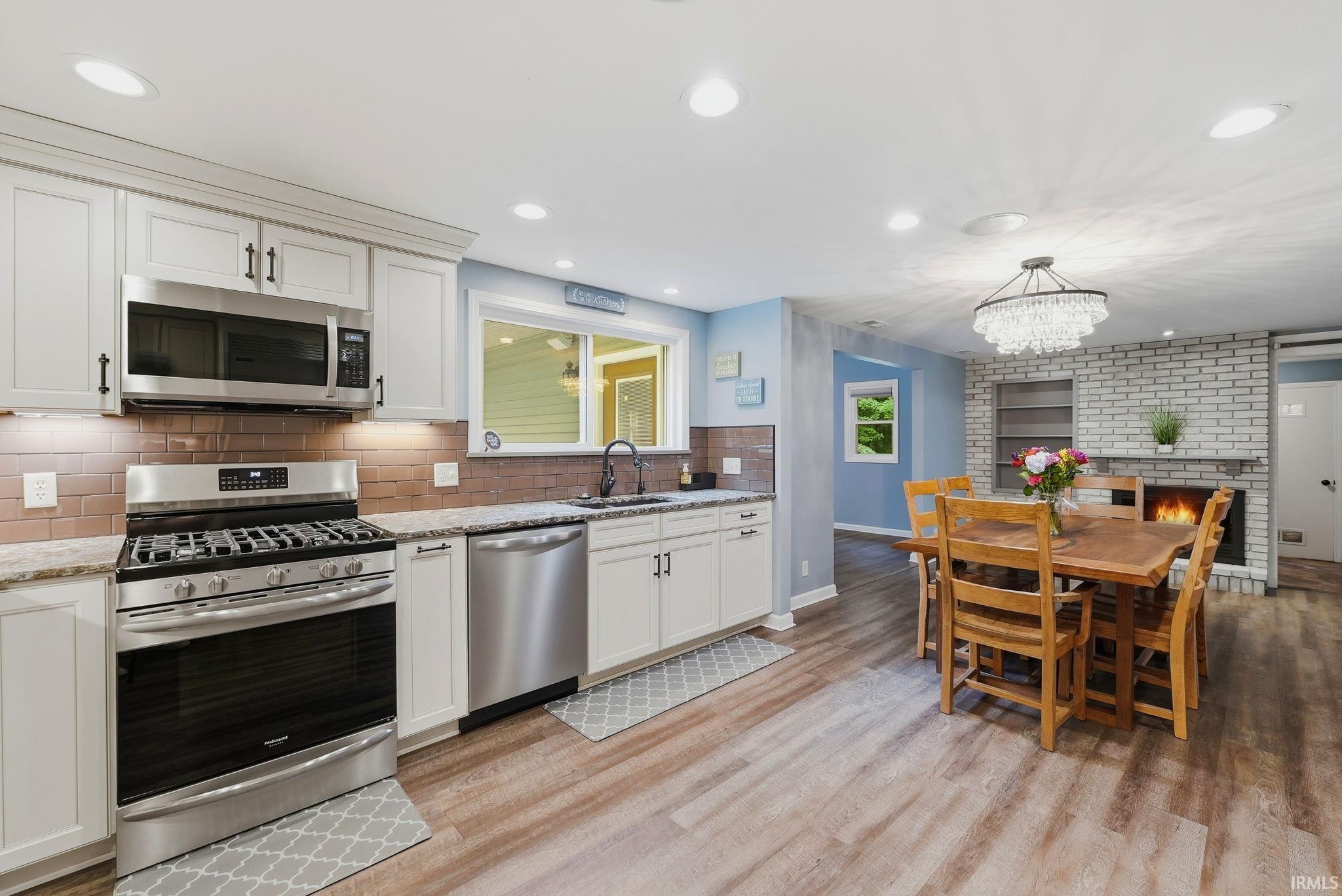 Photo 9 of 9904 Circlewood Drive