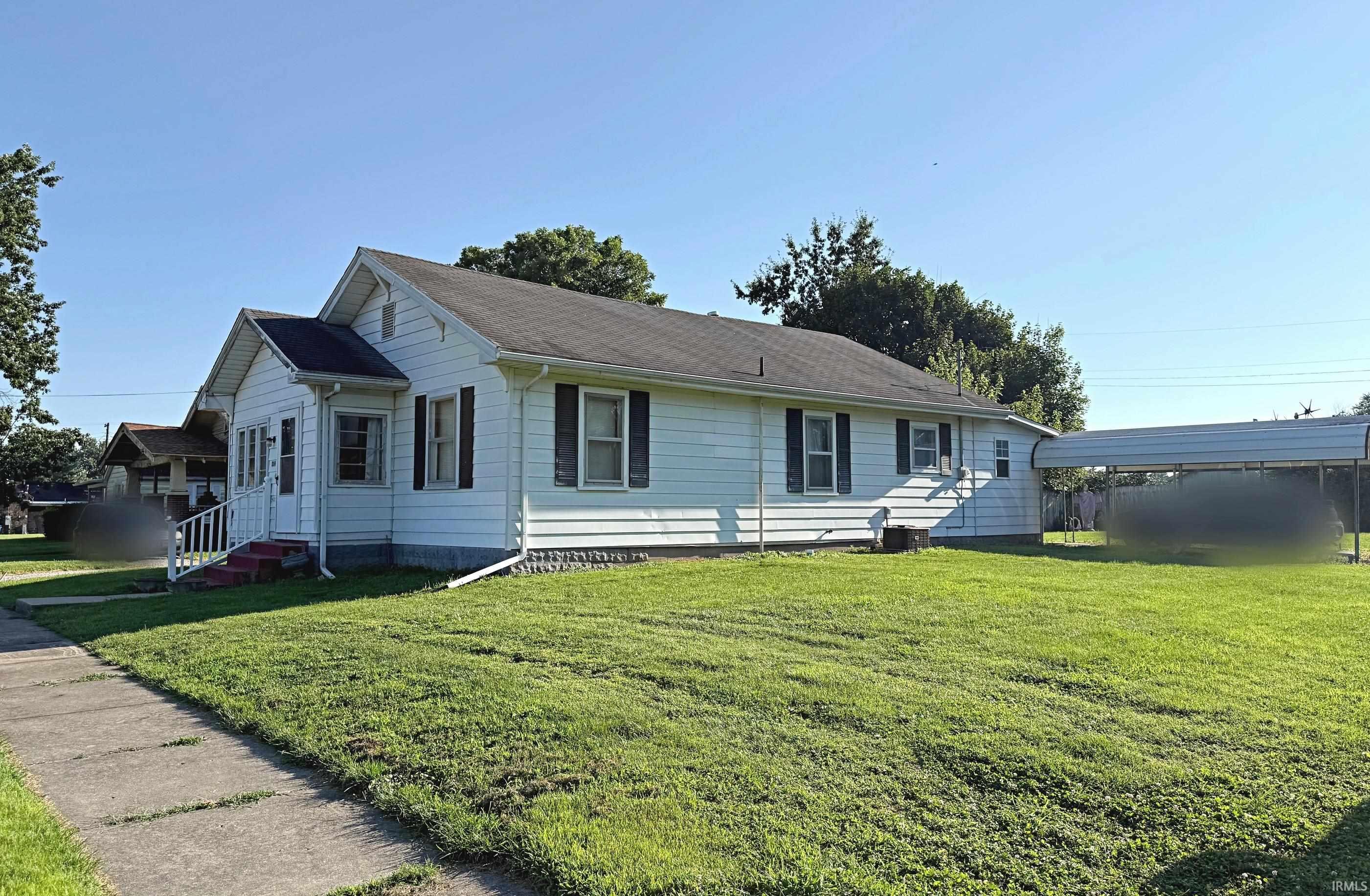 Homes for sale in Jasonville, IN | 206 N Meridian St, Jasonville, IN 47438 | MLS# 202629496