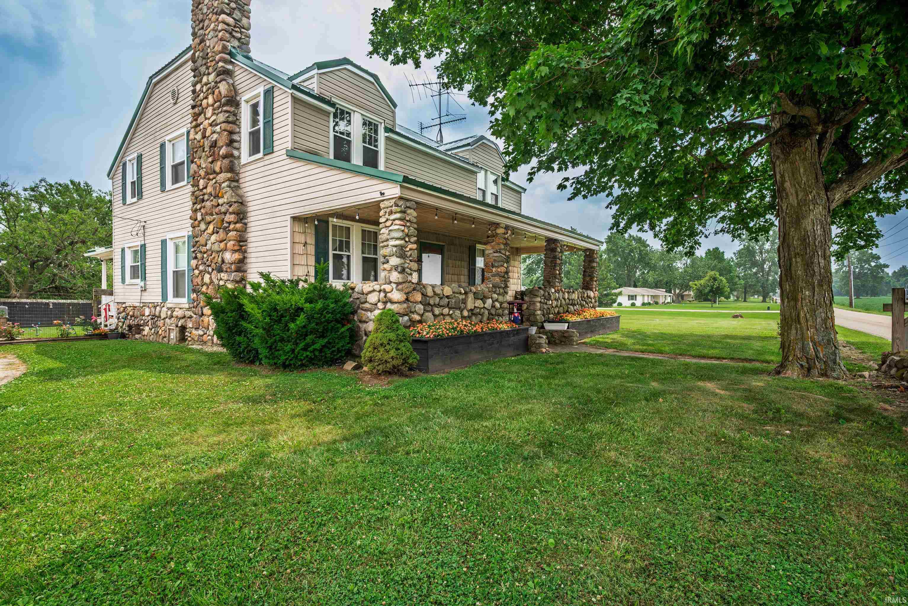 2nd image of 500 S County Road 700 E, Parker City, IN 47368 | MLS# 202629497