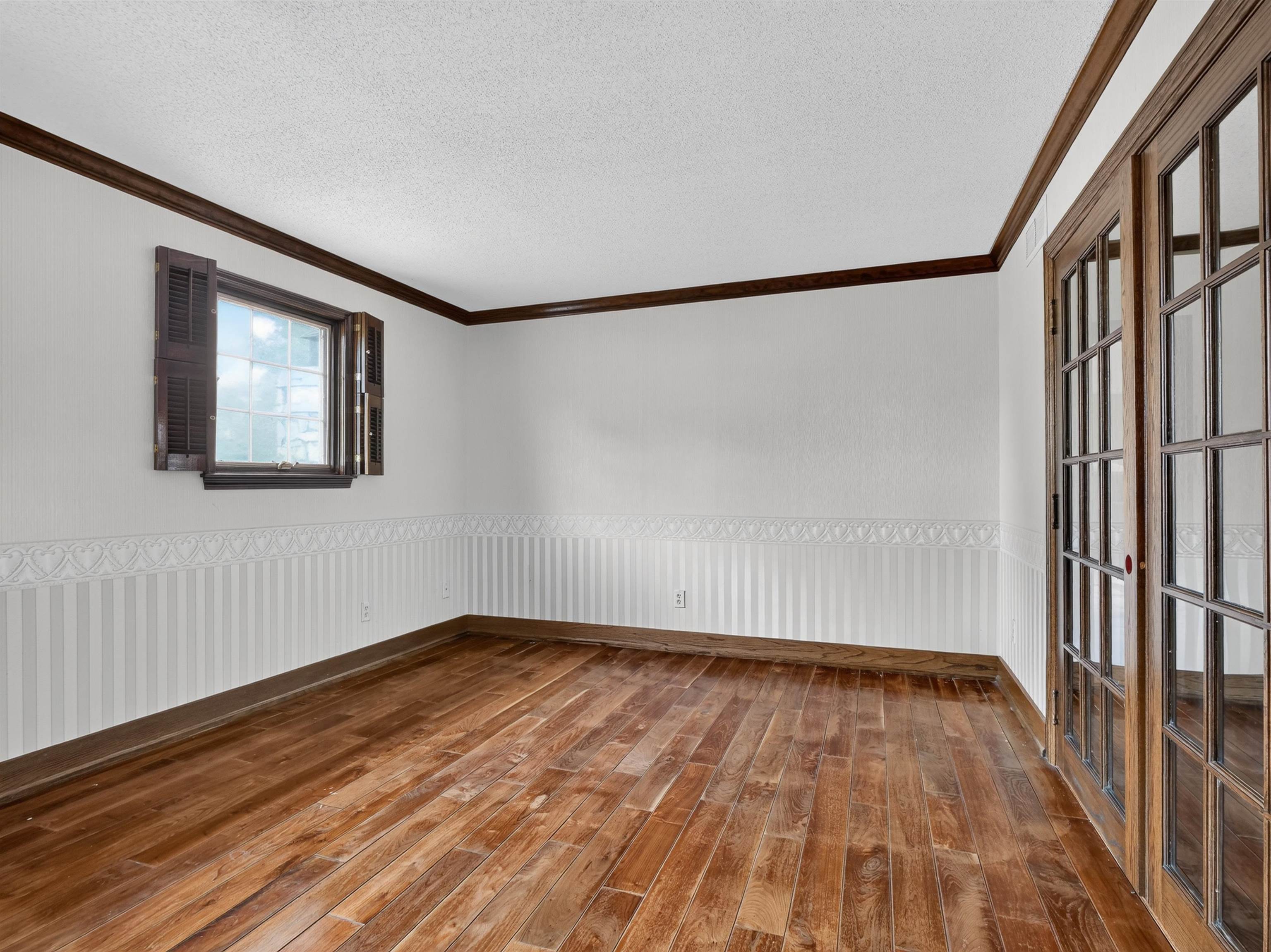 Empty room