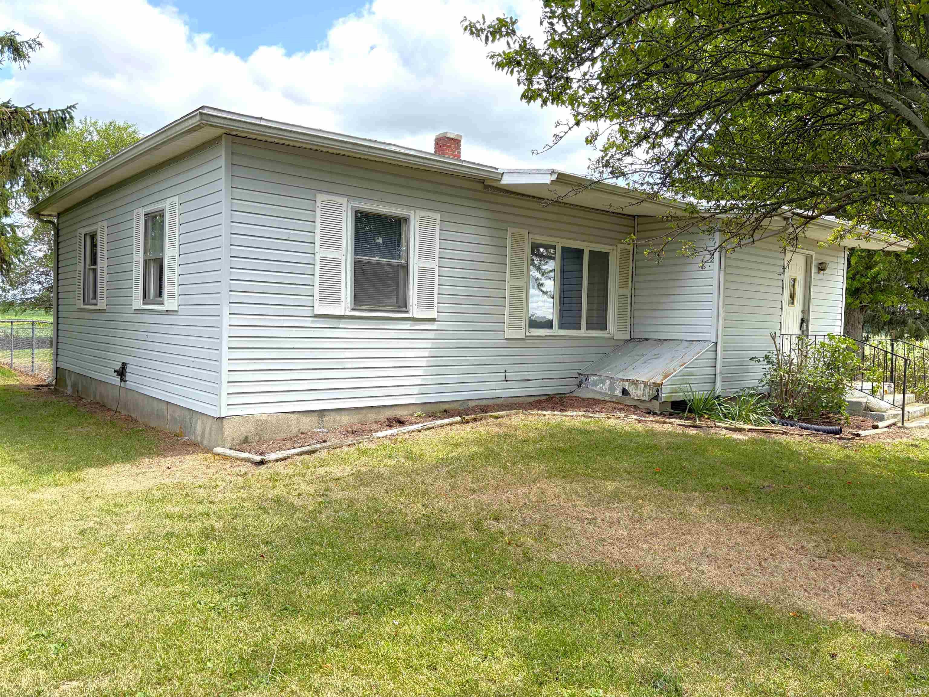 2nd image of 1424 E Greenville Pike, Winchester, IN 47394 | MLS# 202629522