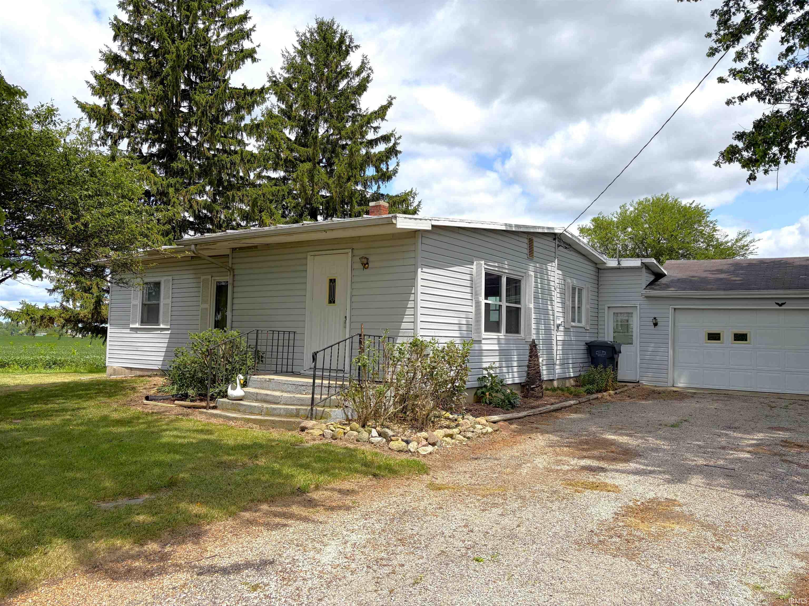 4th image of 1424 E Greenville Pike, Winchester, IN 47394 | MLS# 202629522