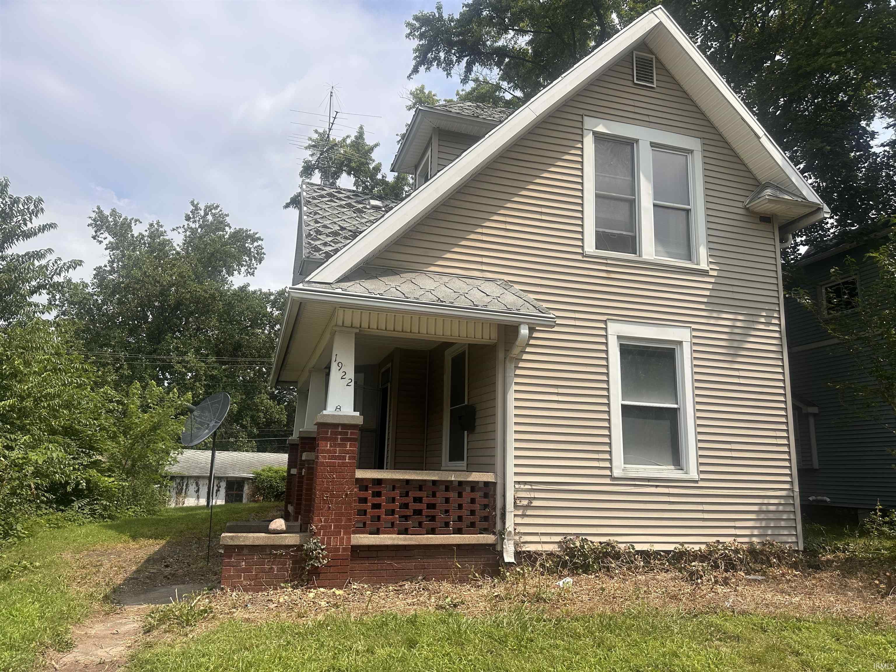 1st image of 1922 Salem St, Lafayette, IN 47904 | MLS# 202629533