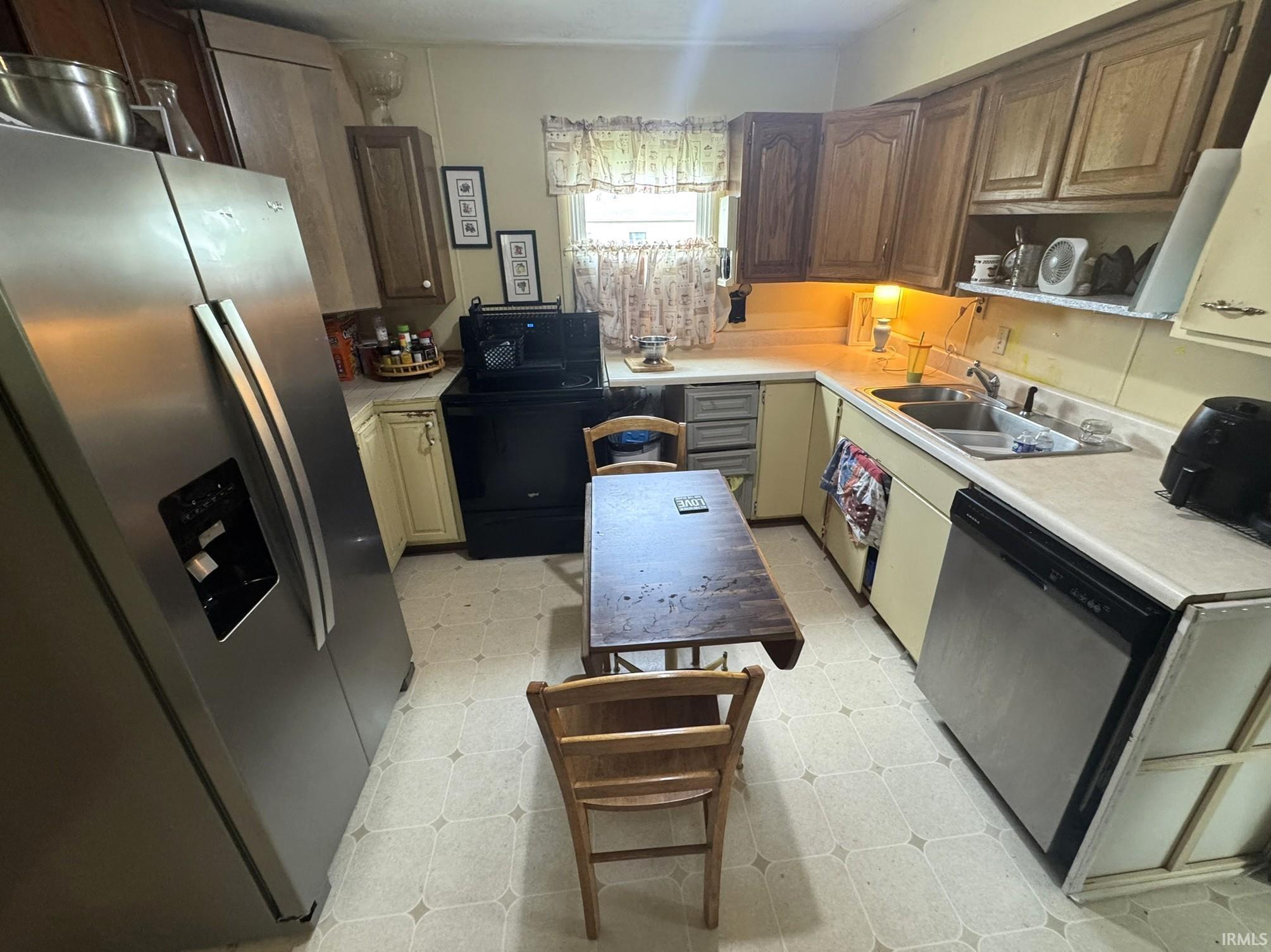 3rd image of 2401 S Rogers St, Bloomington, IN 47403 | MLS# 202629543