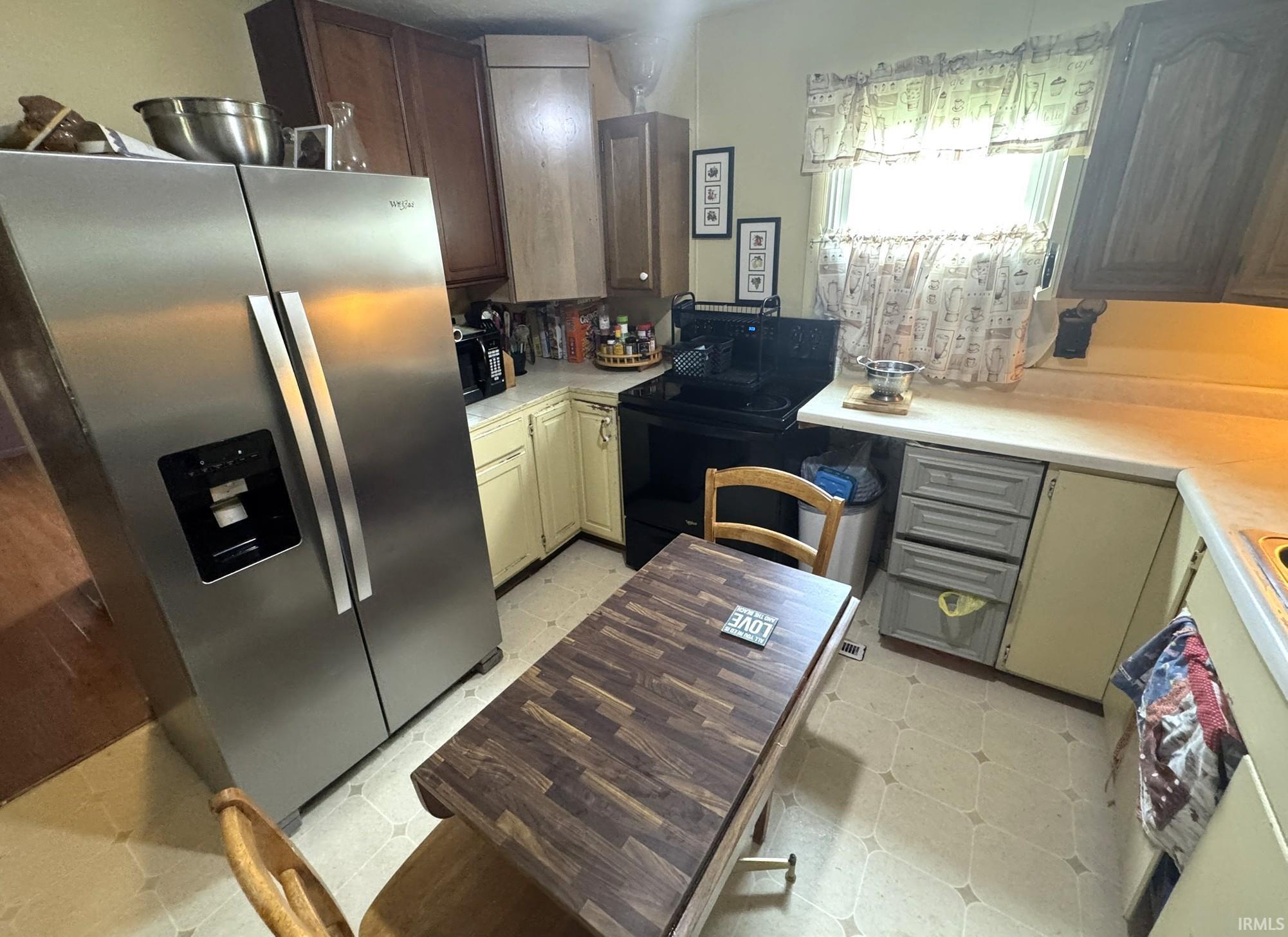 4th image of 2401 S Rogers St, Bloomington, IN 47403 | MLS# 202629543