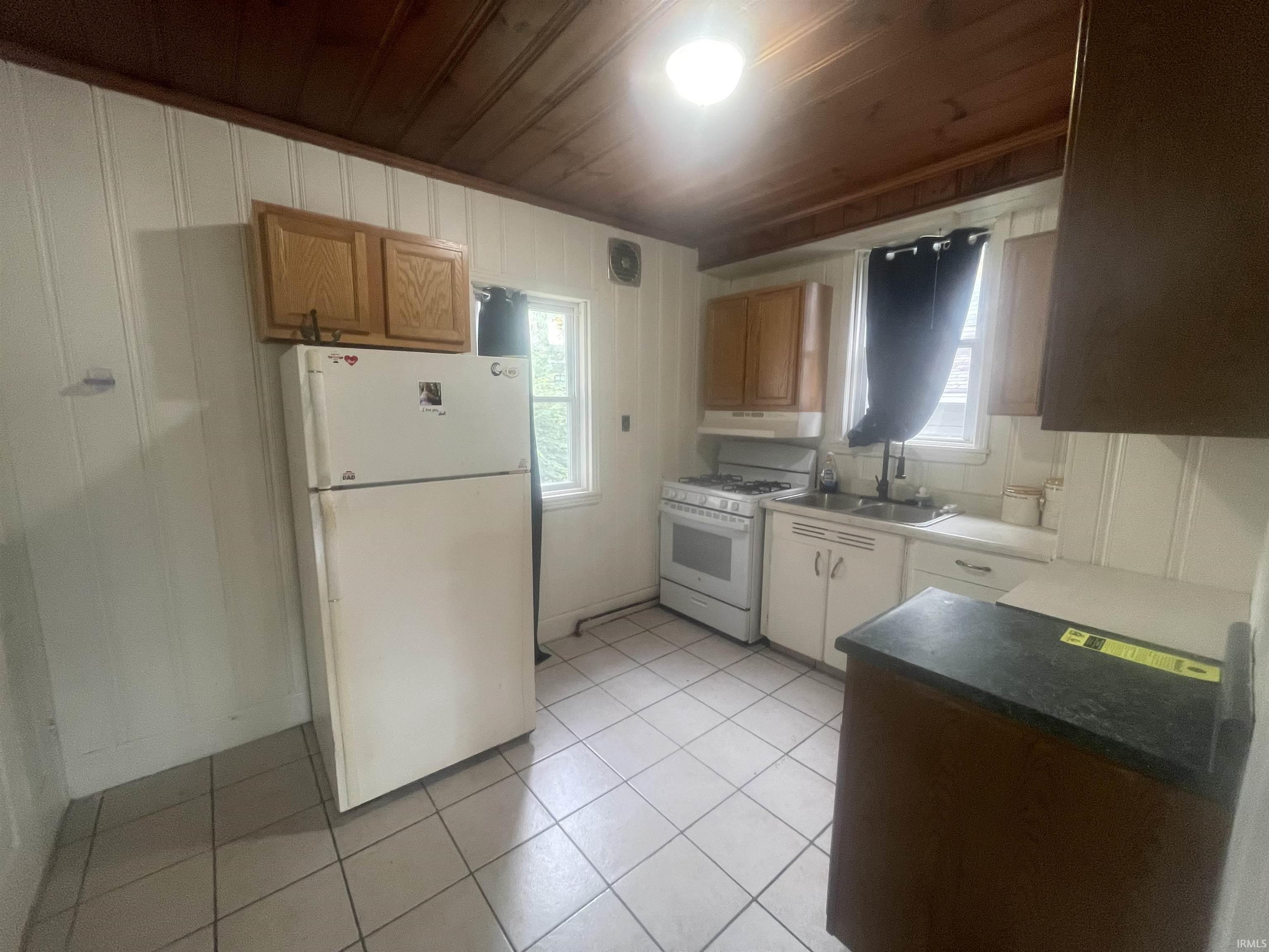 Homes for sale in Logansport, IN | 1307 High Street Street, Logansport, IN 46947 | MLS# 202629559