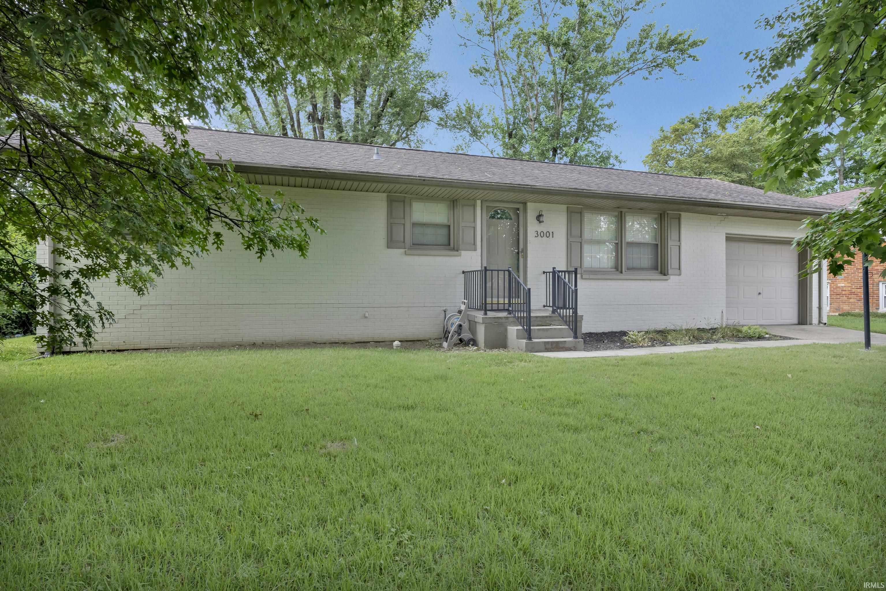 2nd image of 3001 Eastbrooke Dr, Evansville, IN 47711 | MLS# 202629591