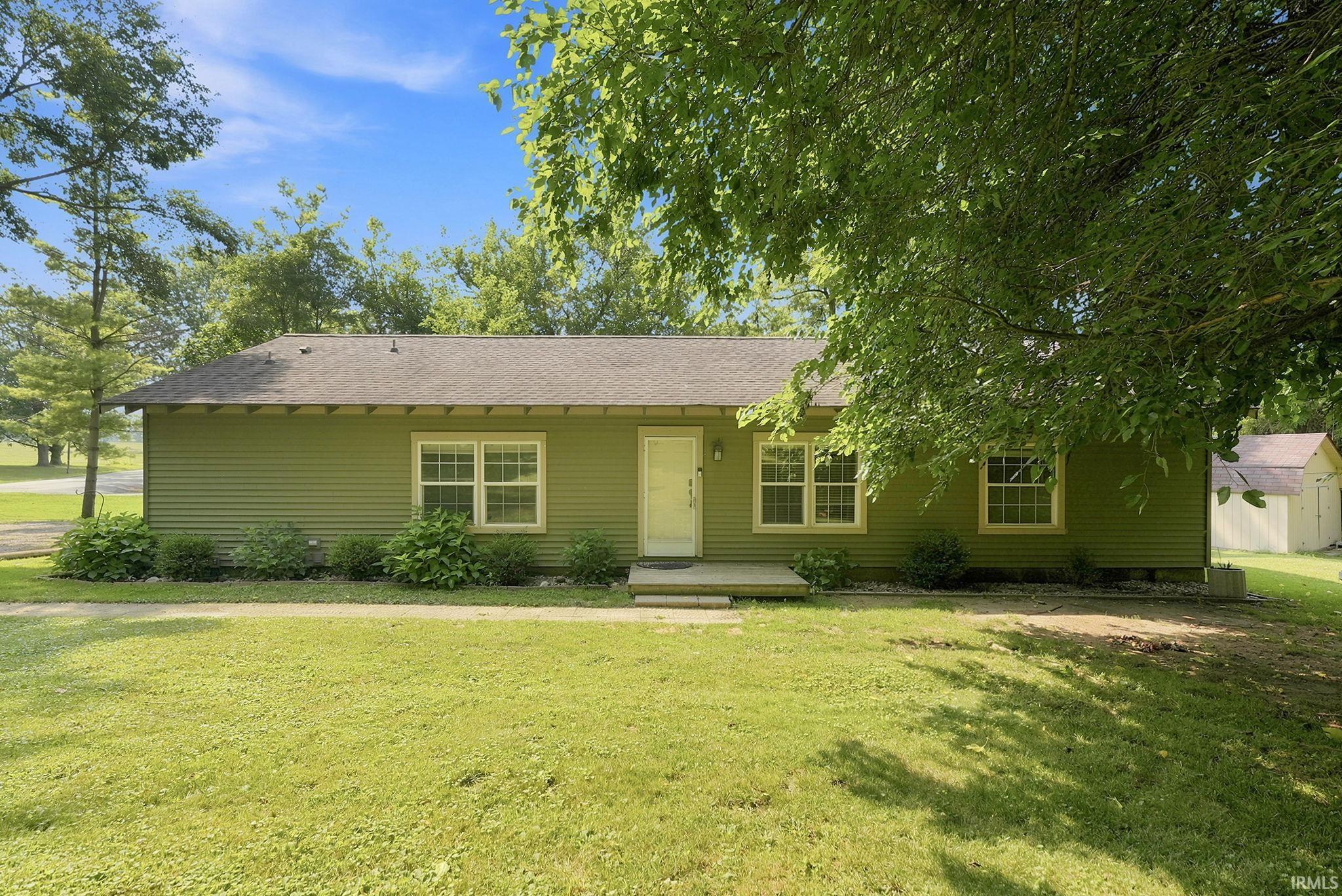 2nd image of 340 E Tulip Tree Ln, Warsaw, IN 46580 | MLS# 202629612