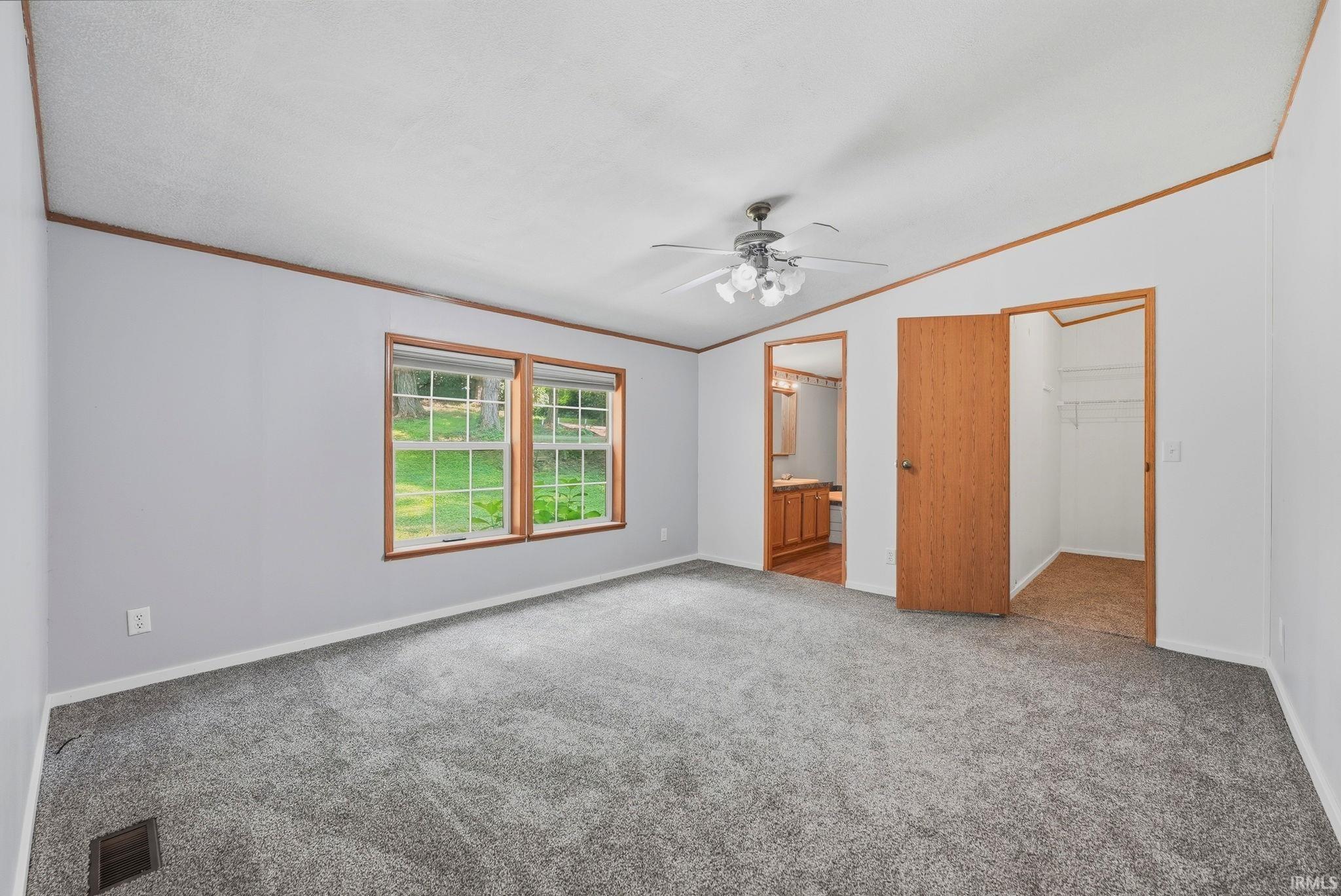 Photo 17 of 340 E Tulip Tree Lane