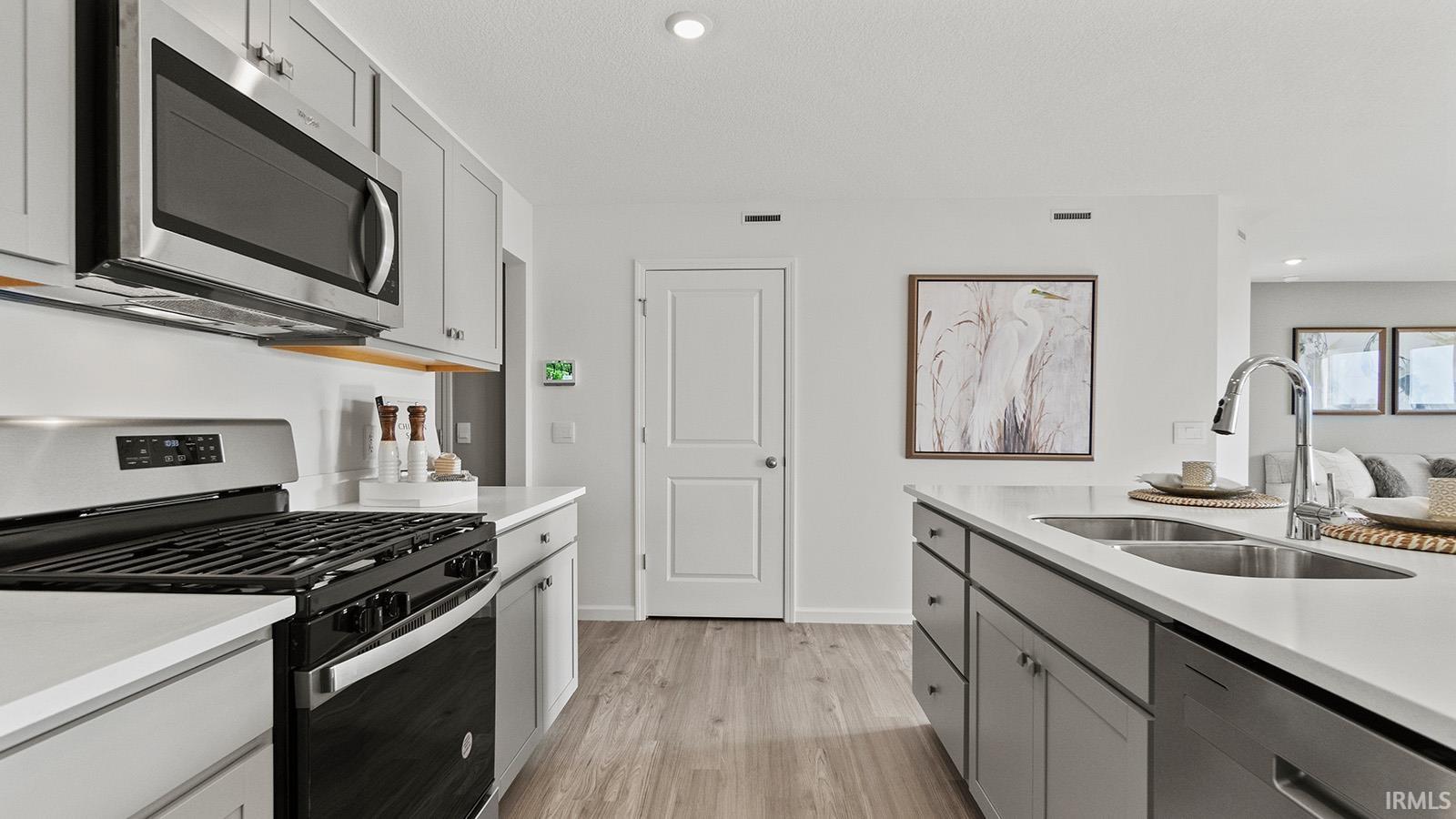 Photo 9 of 322 Piper Court