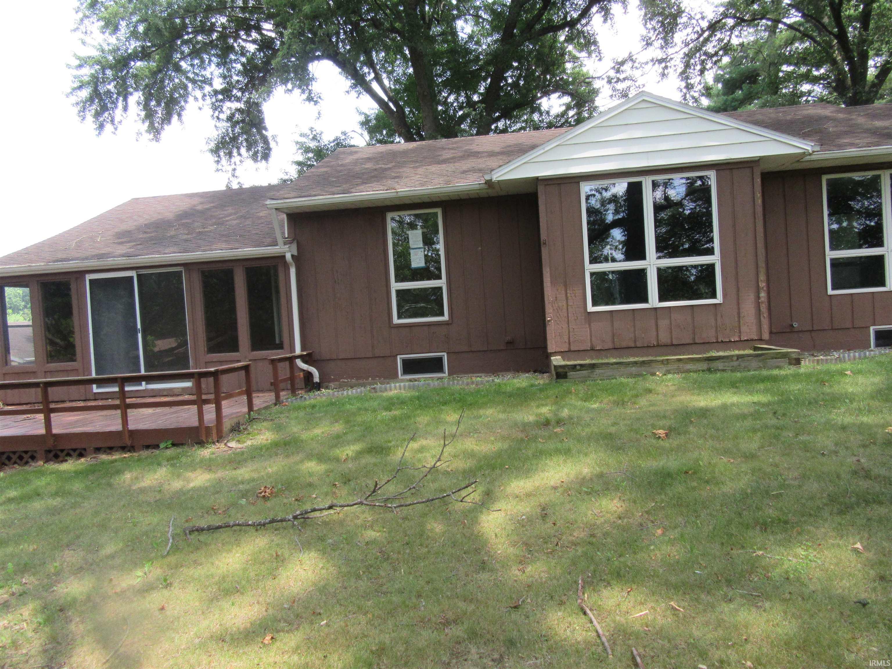 Homes for sale in Logansport, IN | 128 N Lake Cicott Dr, Logansport, IN 46947 | MLS# 202629695