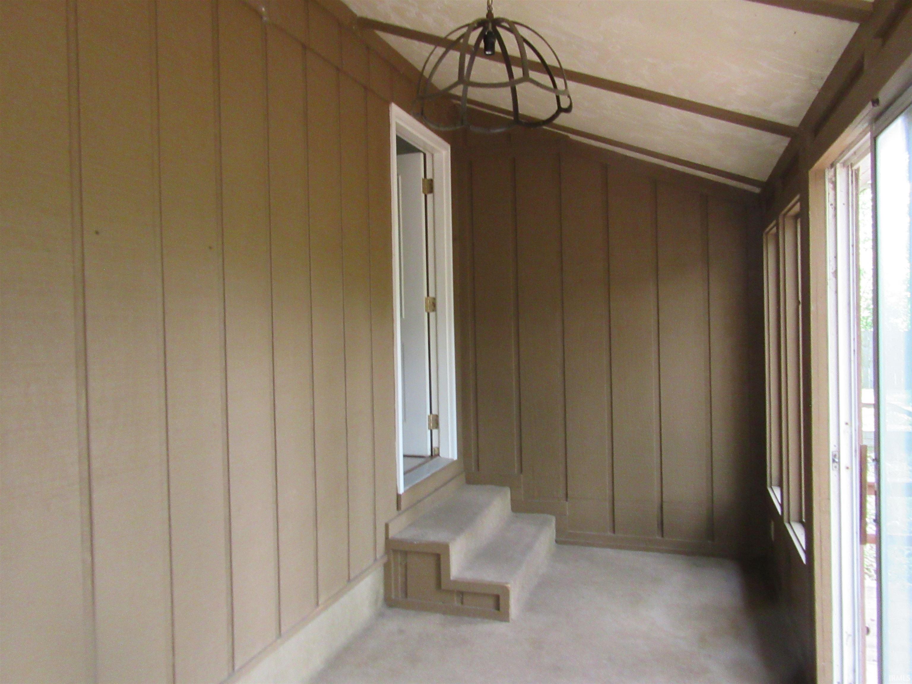 5th image of 128 N Lake Cicott Dr, Logansport, IN 46947 | MLS# 202629695