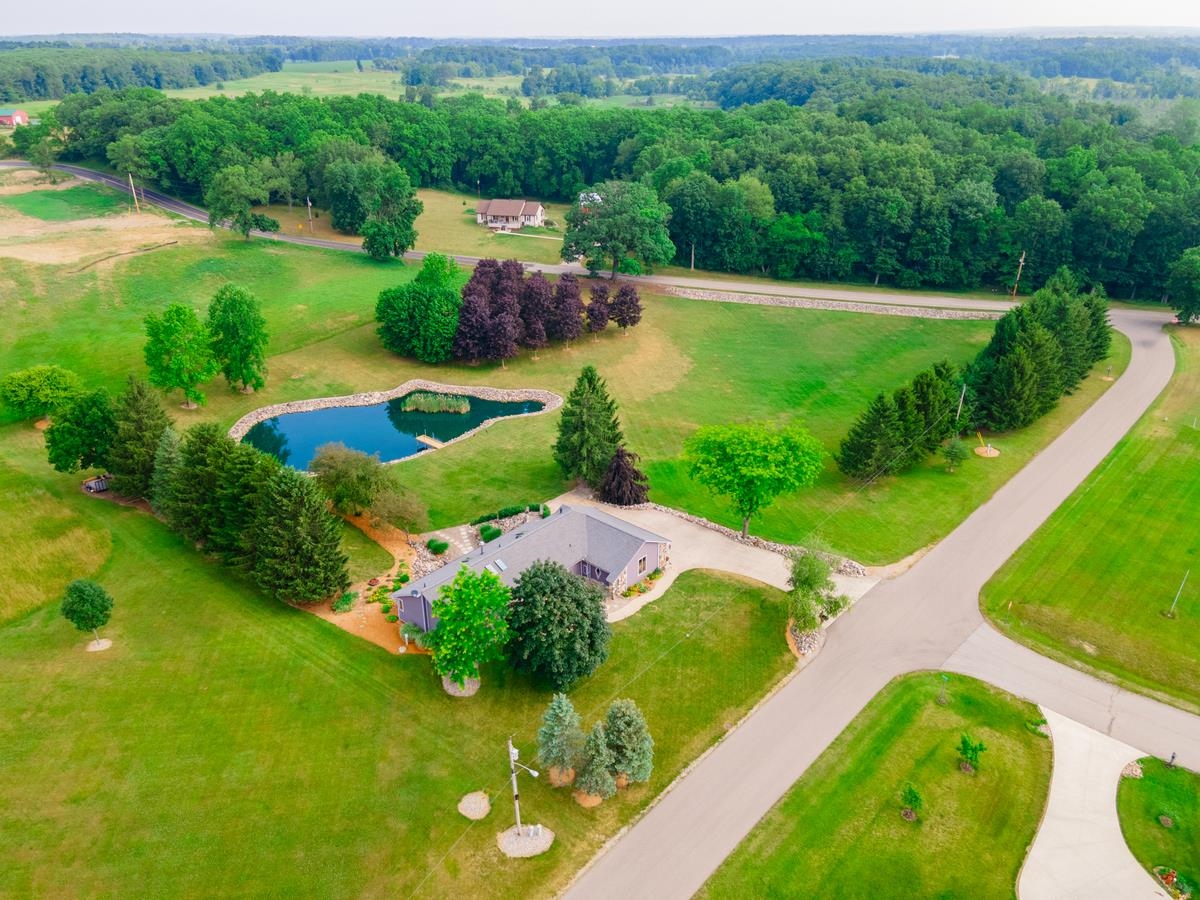 4th image of 60 Penner Dr, Fremont, IN 46737 | MLS# 202629700