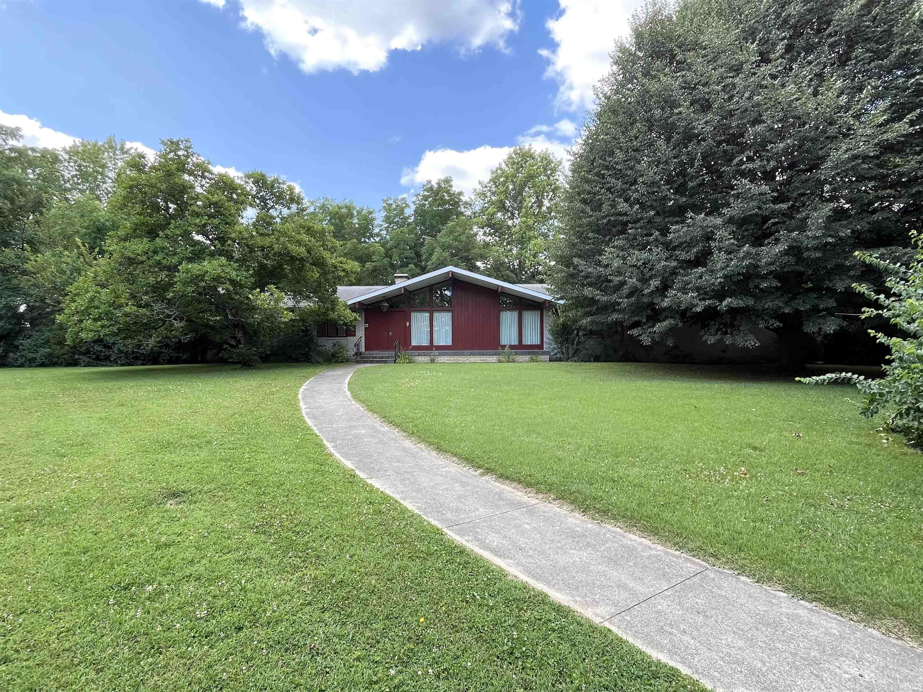 1st image of 807 Heaston St, Winchester, IN 47394 | MLS# 202629720