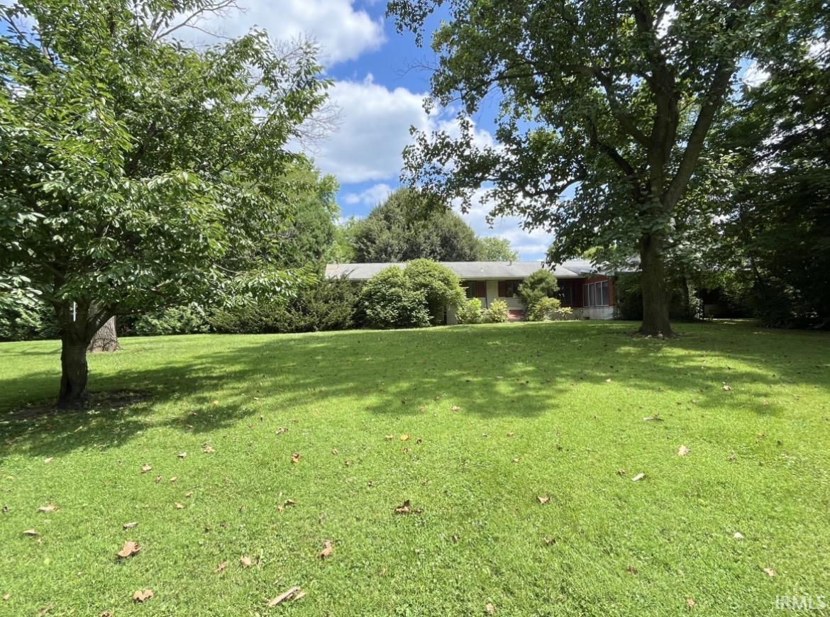 2nd image of 807 Heaston St, Winchester, IN 47394 | MLS# 202629720