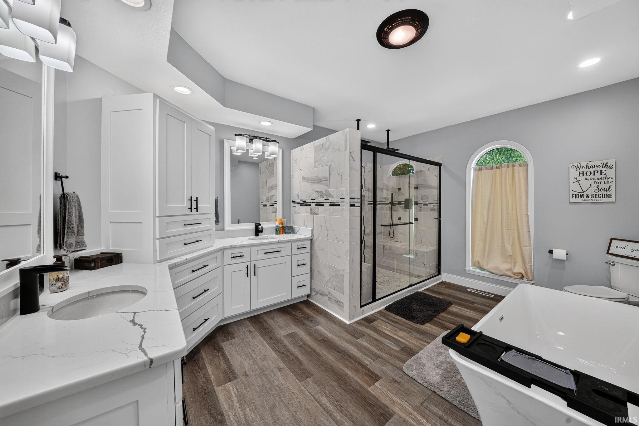 Photo 11 of 2515 Waterbend Drive