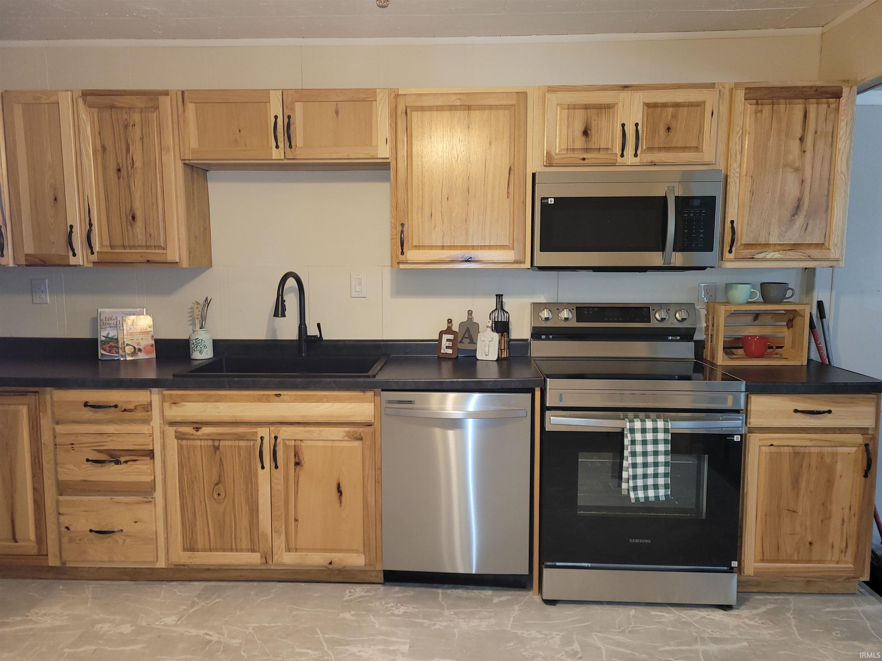 4th image of 824 S 15Th St, Vincennes, IN 47591 | MLS# 202629823