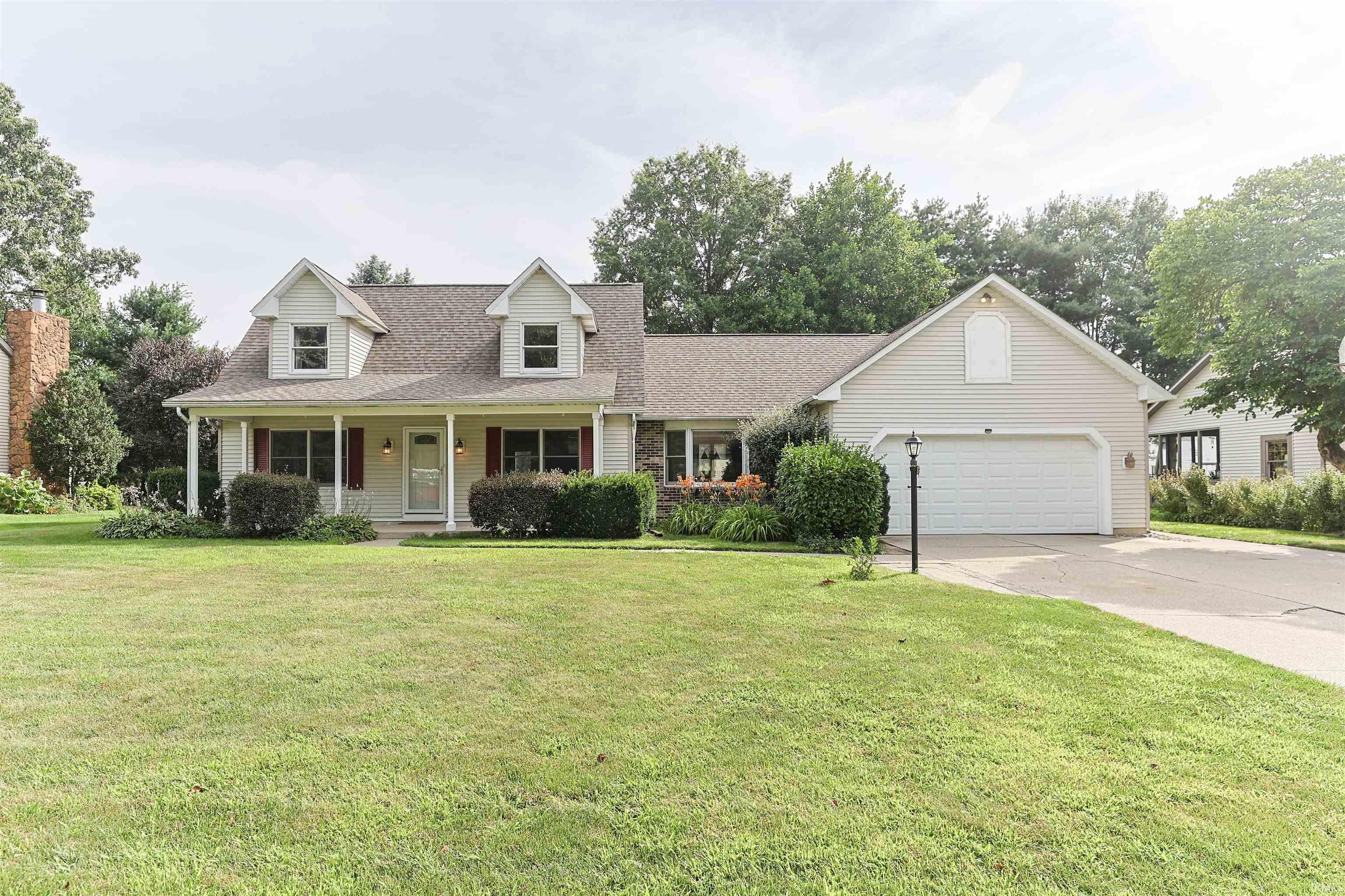 Homes for sale in Granger, IN | 52026 Larkspur Cir, Granger, IN 46530 | MLS# 202629872