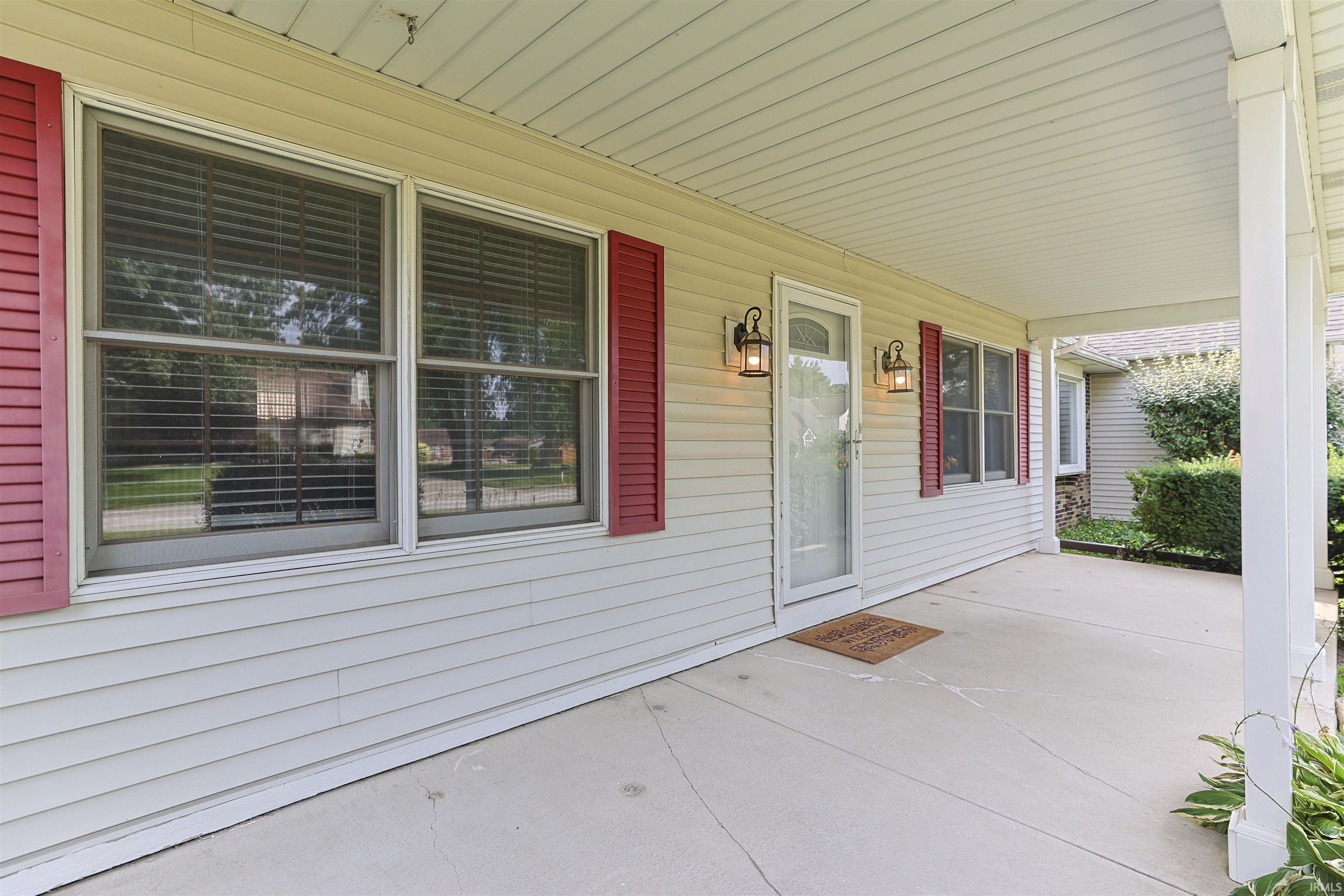 3rd image of 52026 Larkspur Cir, Granger, IN 46530 | MLS# 202629872