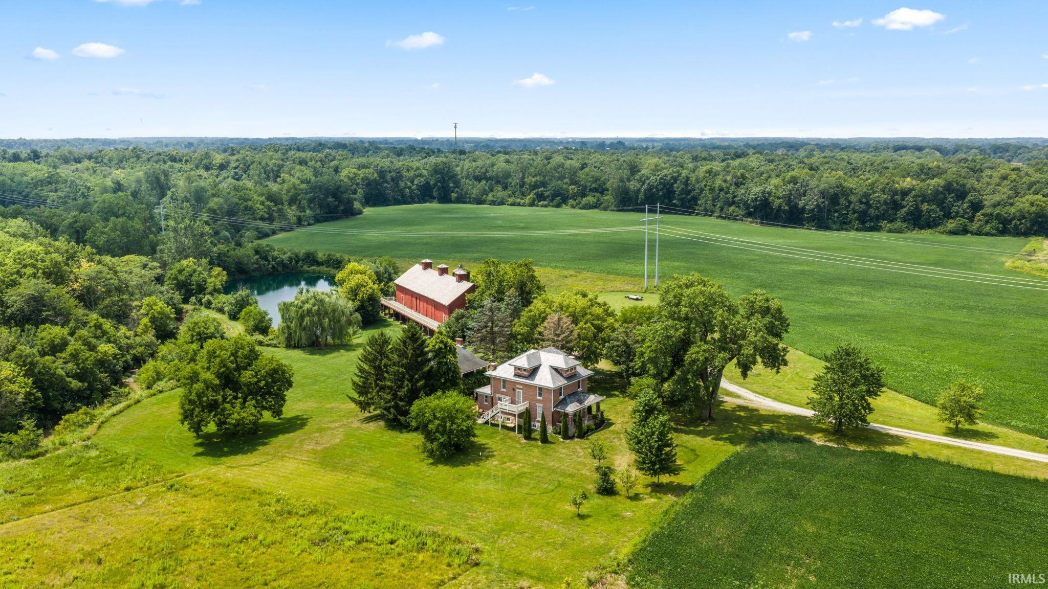 2nd image of 5910 Maples Rd, Fort Wayne, IN 46816 | MLS# 202629873