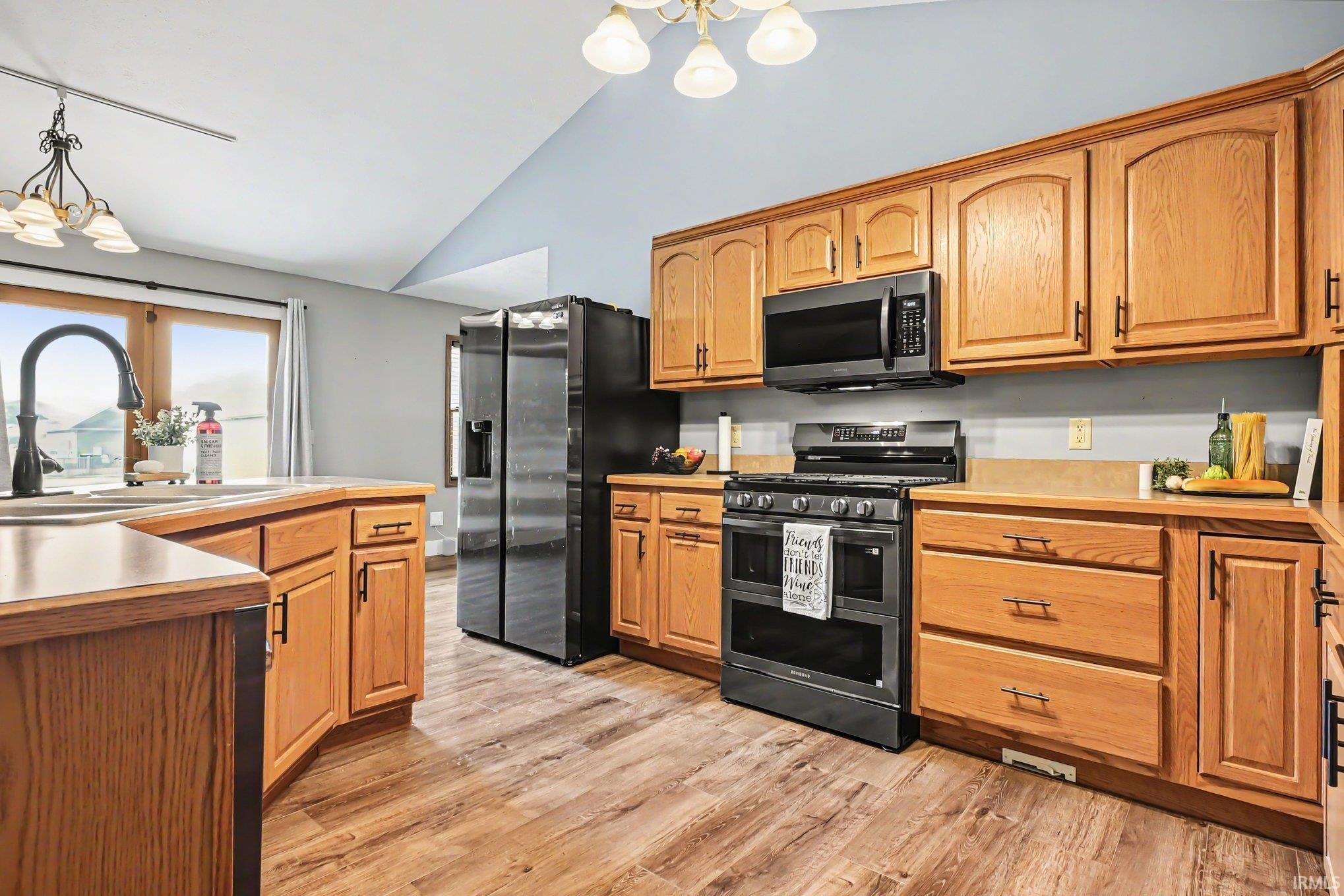 Photo 4 of 58030 Prairie Ridge Road