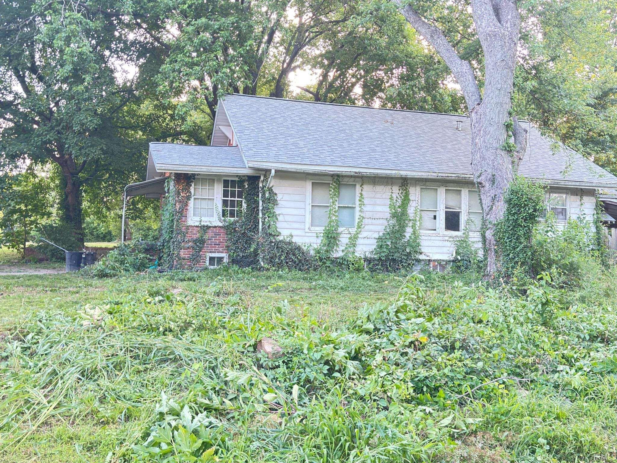 19th image of 108 E Shipping St, Edwardsport, IN 47528 | MLS# 202629901