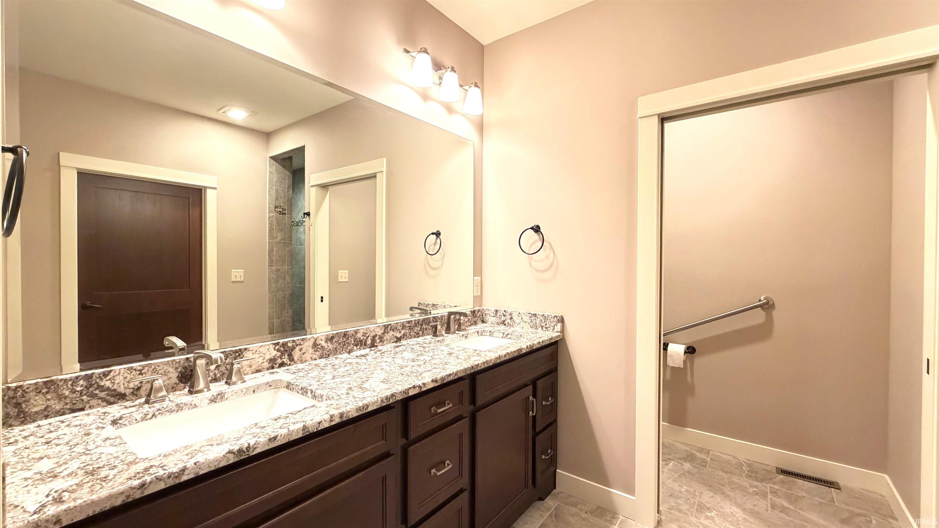 Photo 13 of 2121 Woodland Estates Drive