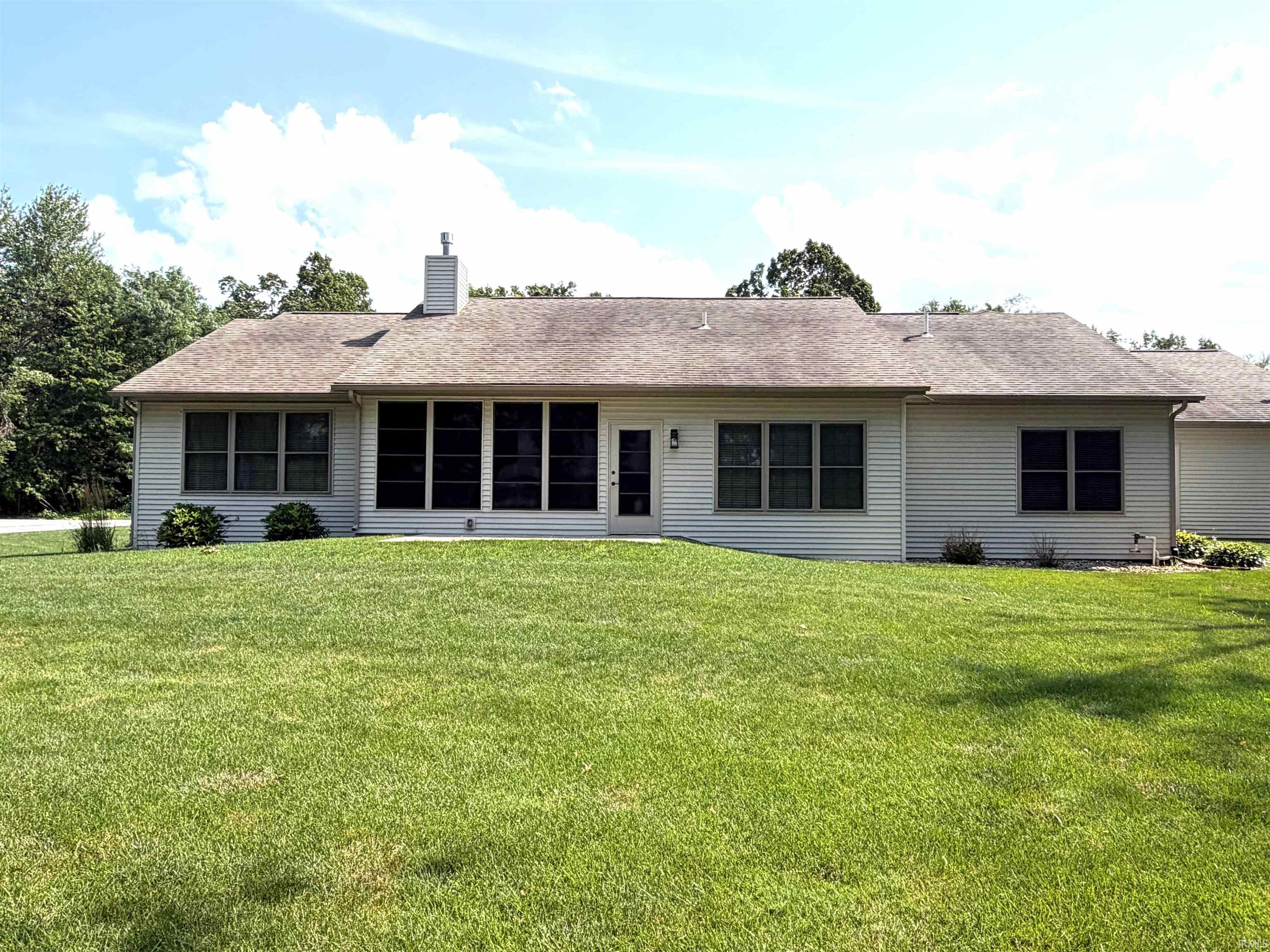 Photo 41 of 2121 Woodland Estates Drive