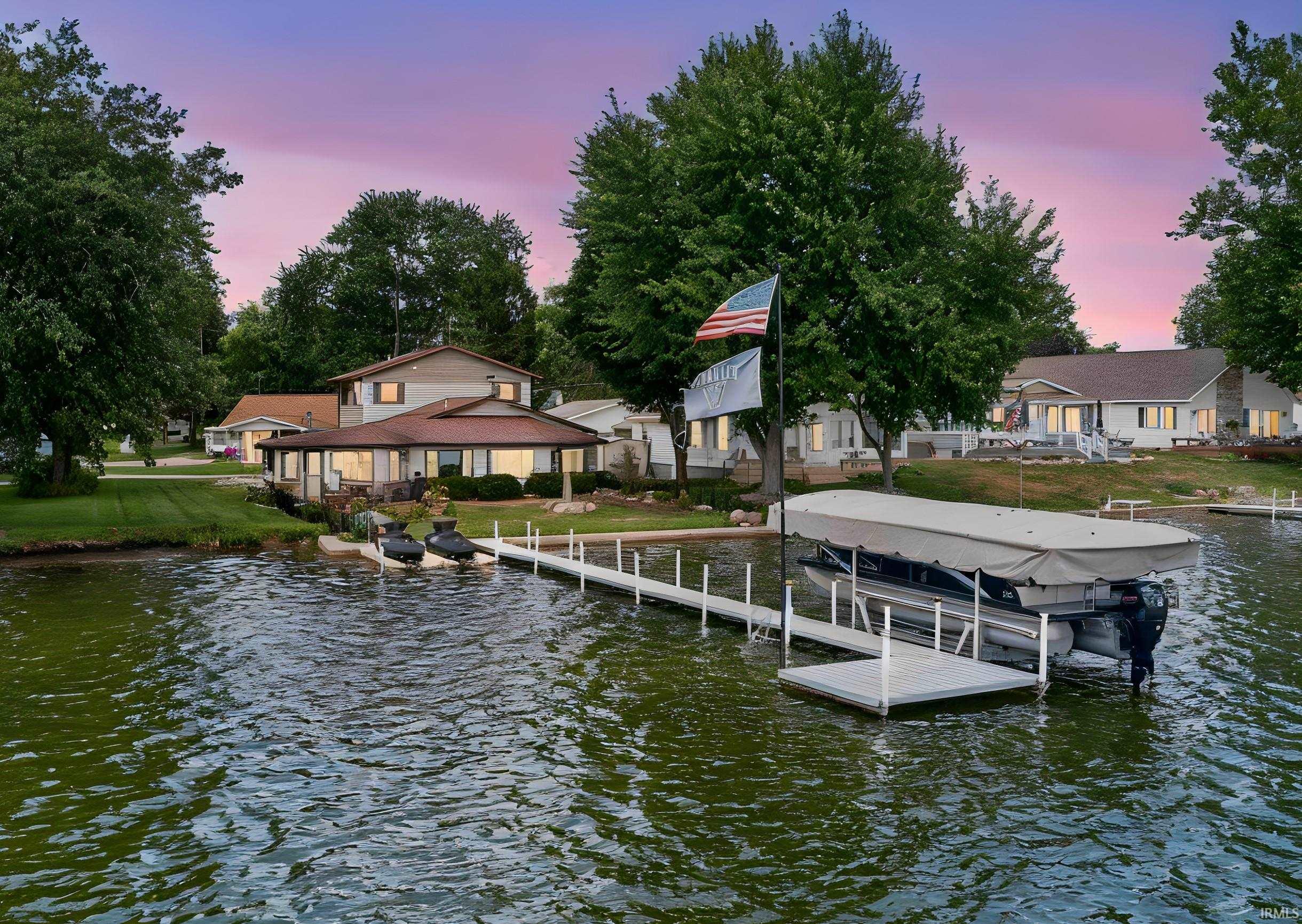 1st image of 160 Ems D23 Ln, Syracuse, IN 46567 | MLS# 202629976